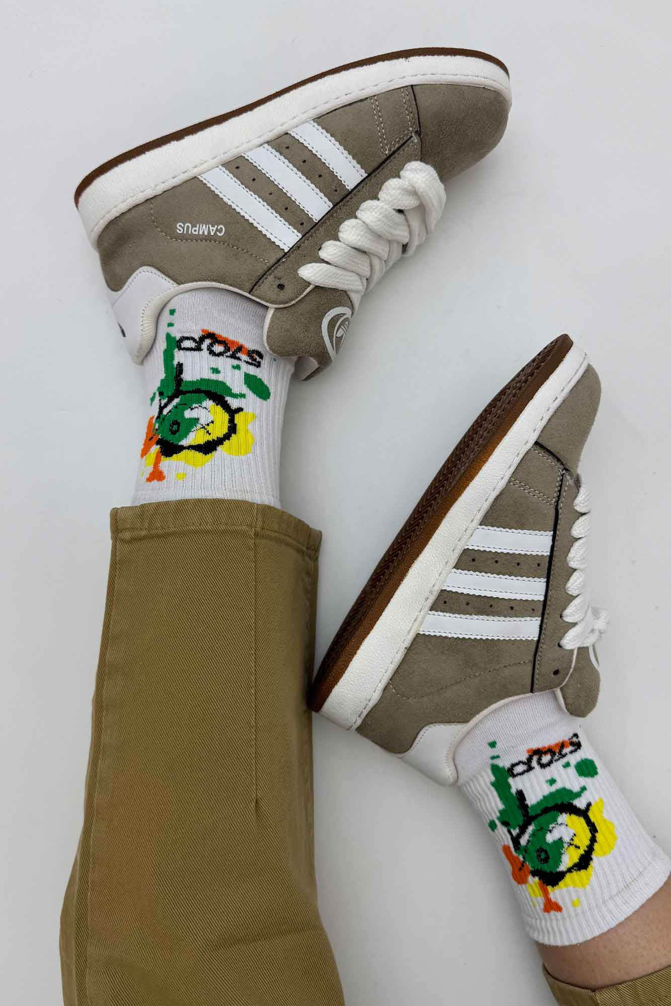 کتانی آدیداس کامپوس