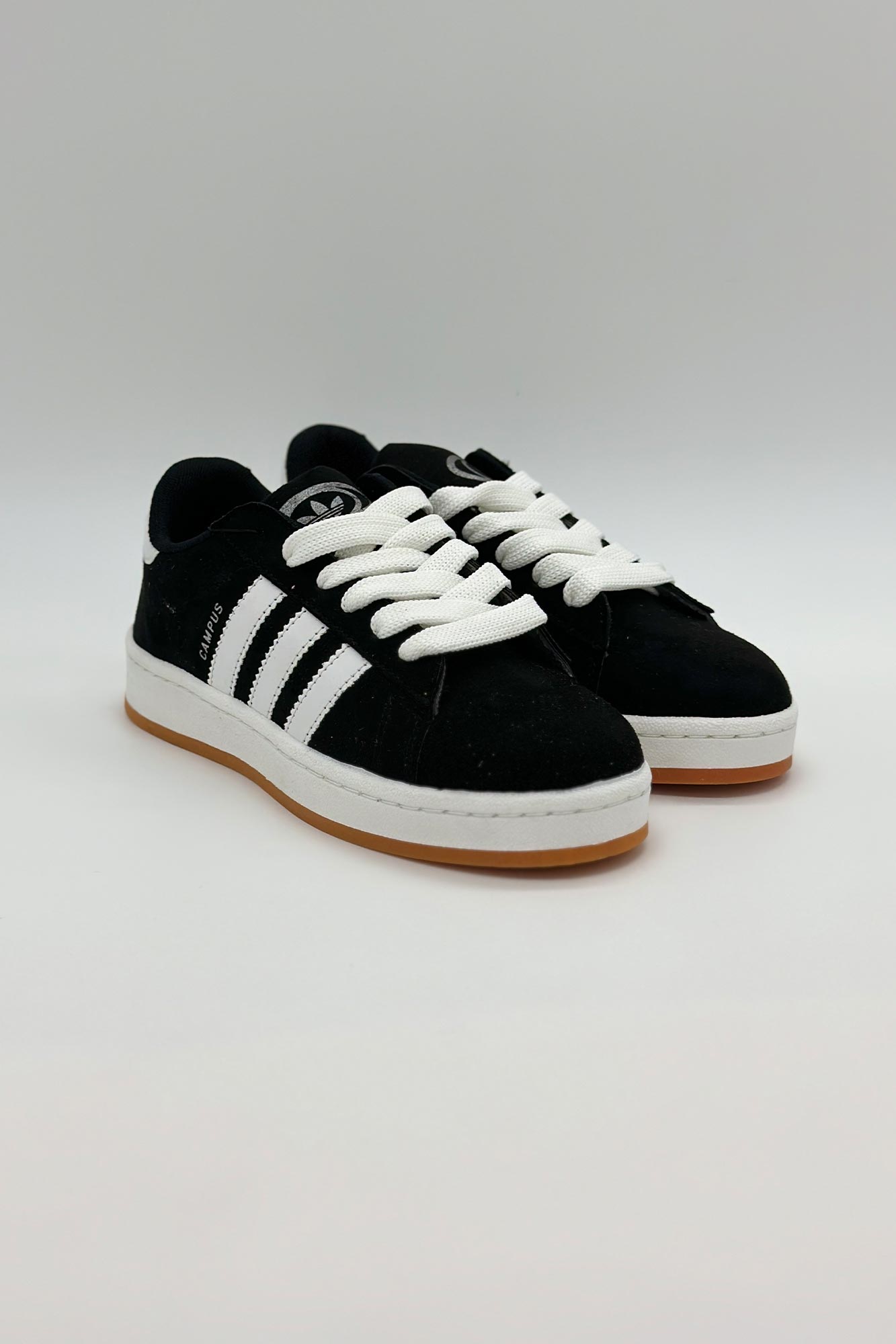 کتانی آدیداس کامپوس