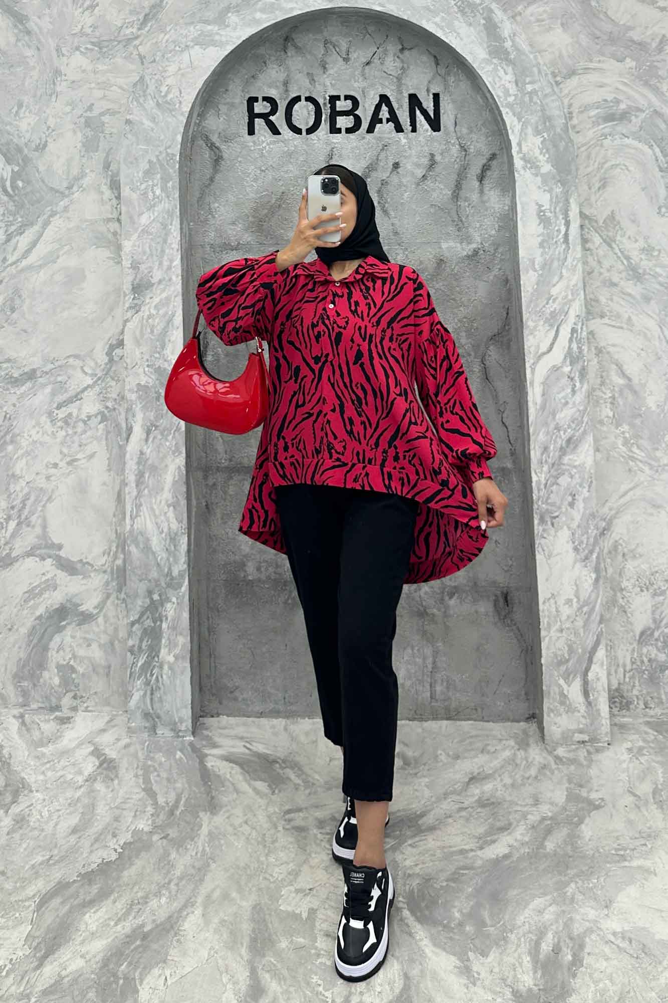 مانتو پشت بلند یقه بلیطی آستین چین ریفا