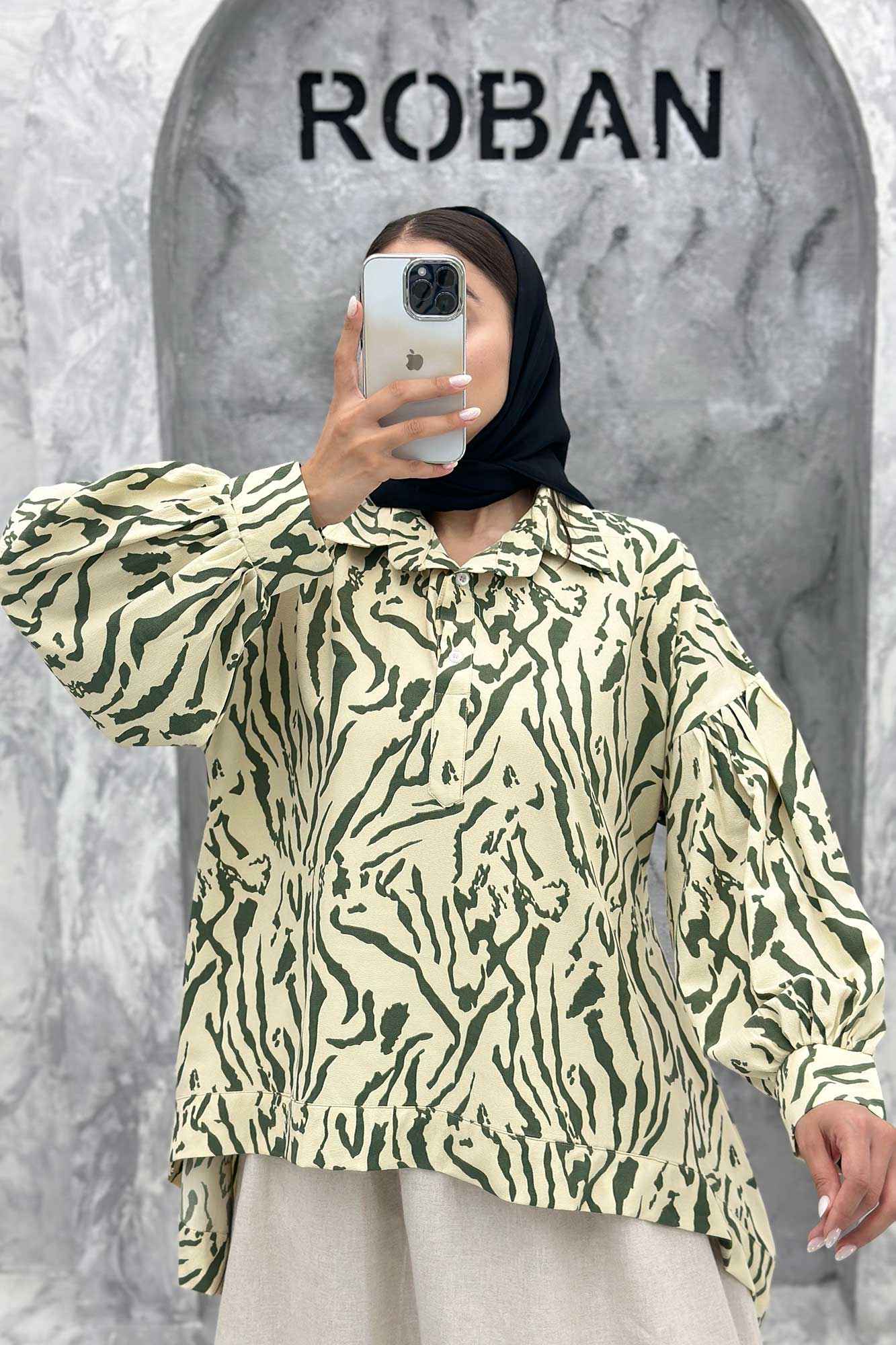 مانتو پشت بلند یقه بلیطی آستین چین ریفا