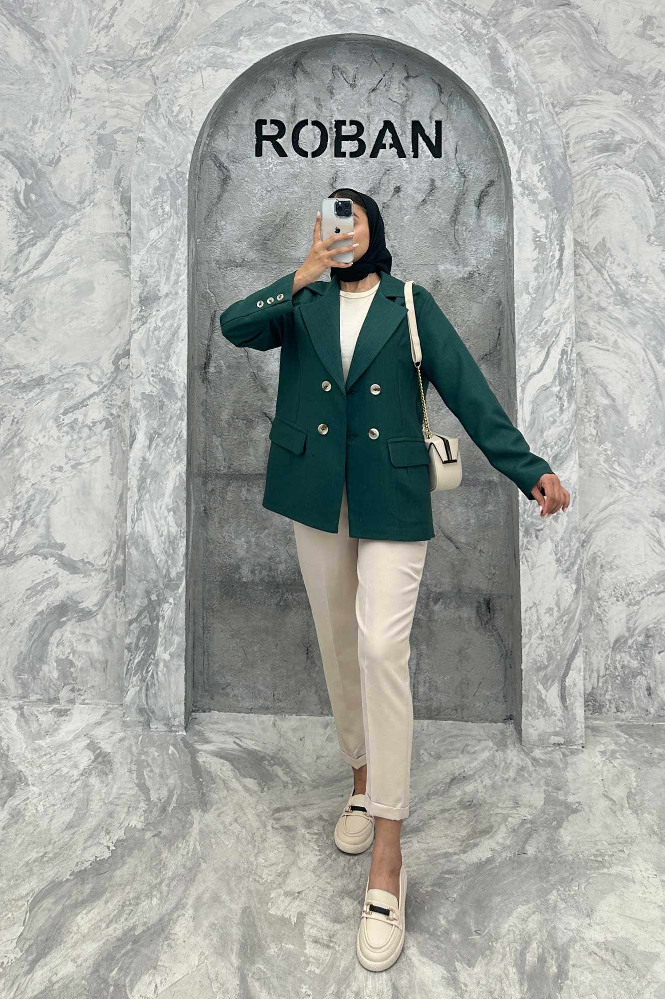 مانتو کتی چهار دکمه شانتون خطی