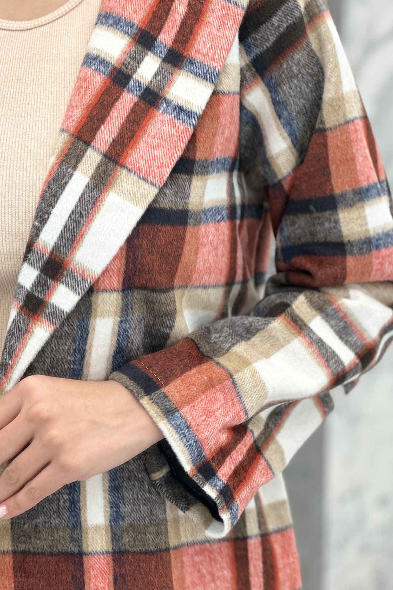 پالتو فوتر چهارخانه بلند