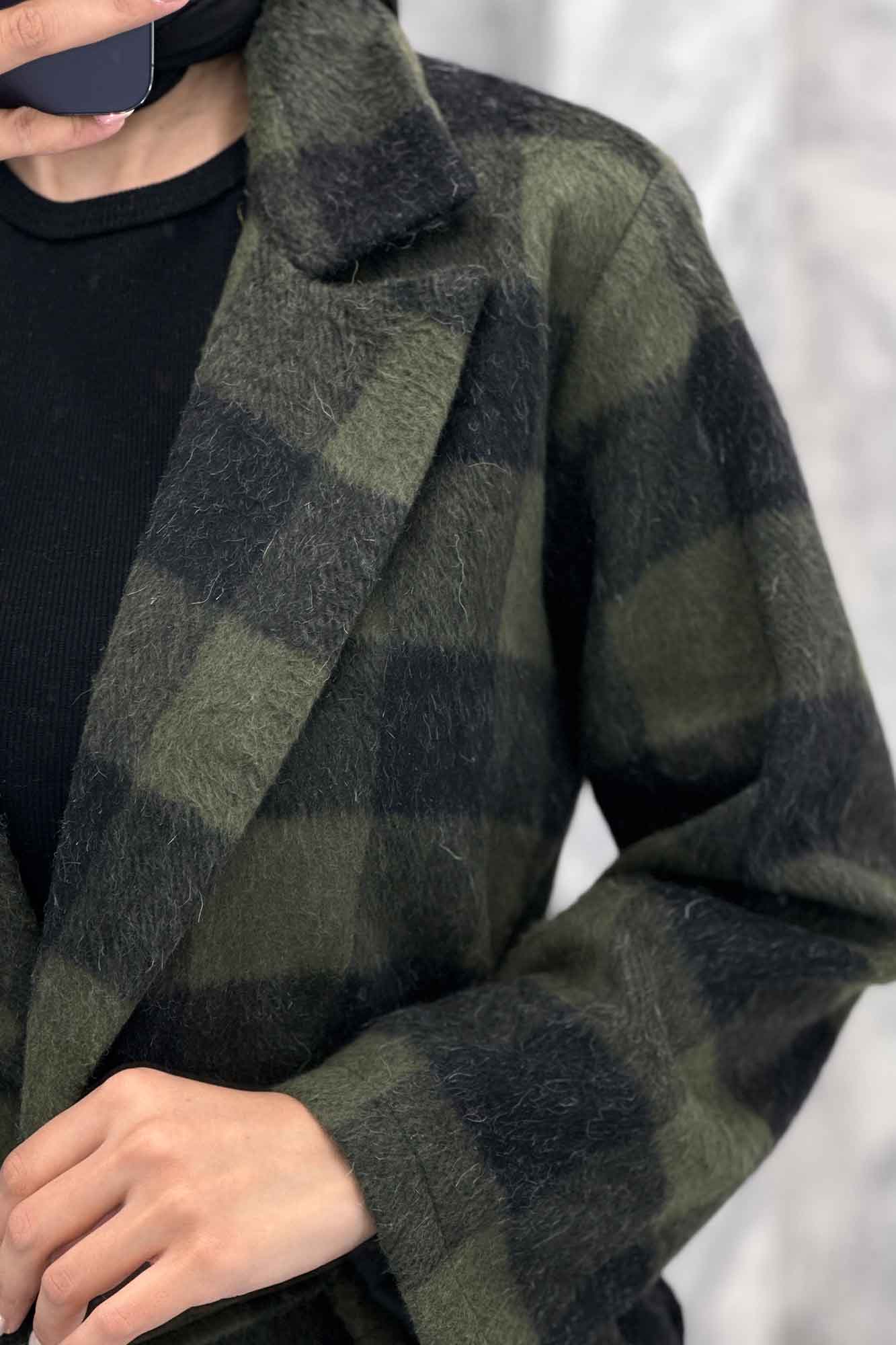 پالتو فوتر چهارخانه بلند