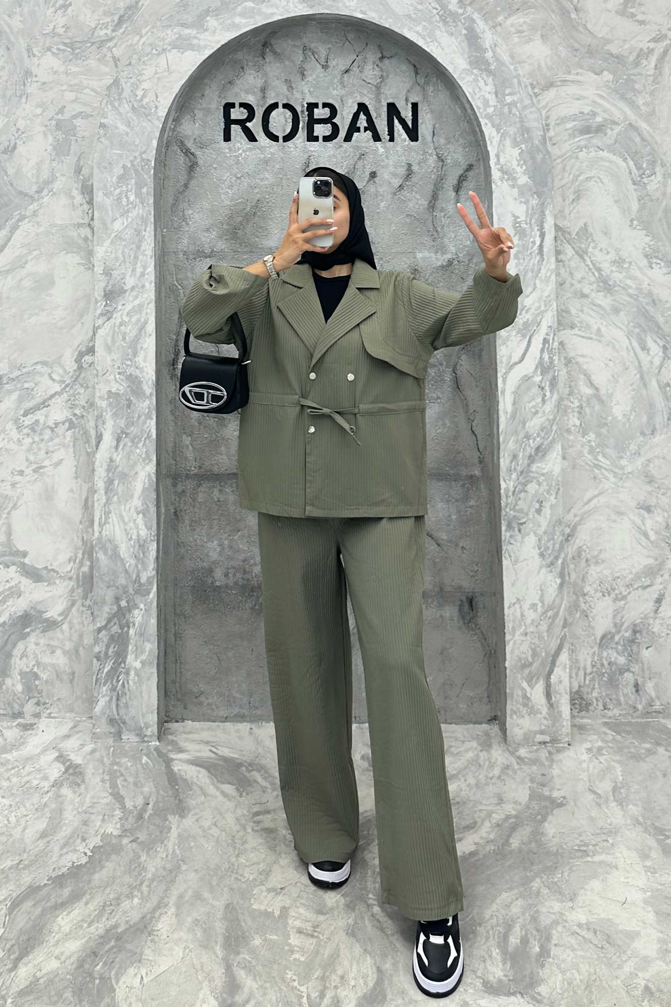 ست کت و شلوار پیلیسه کمرگت دکمه پرسی