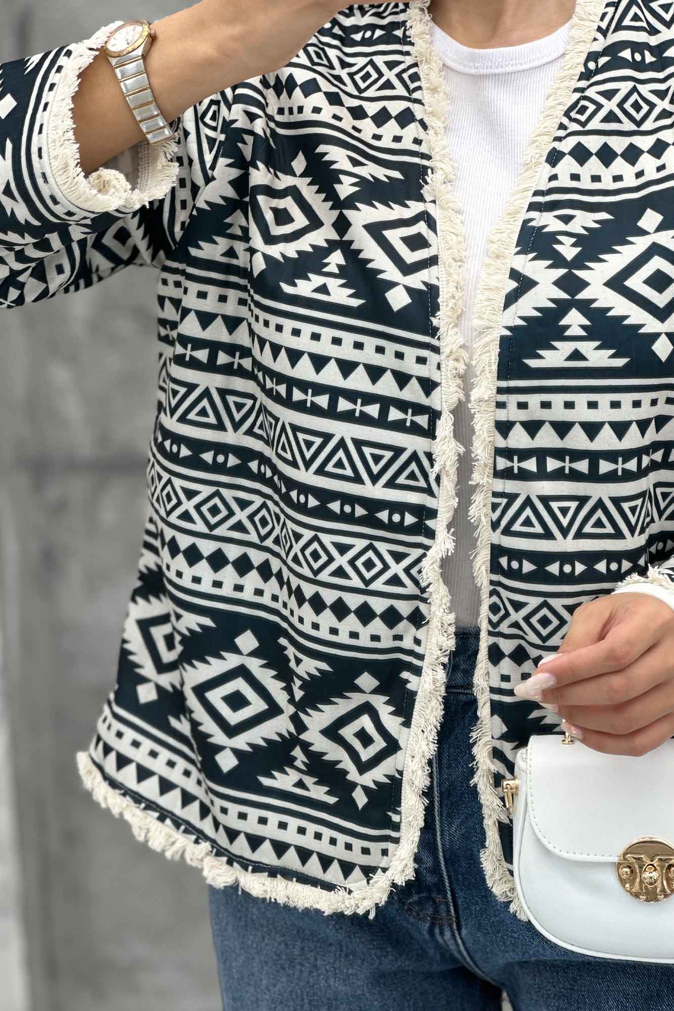 کت کوتاه فیتیله چاپی پایین ریش