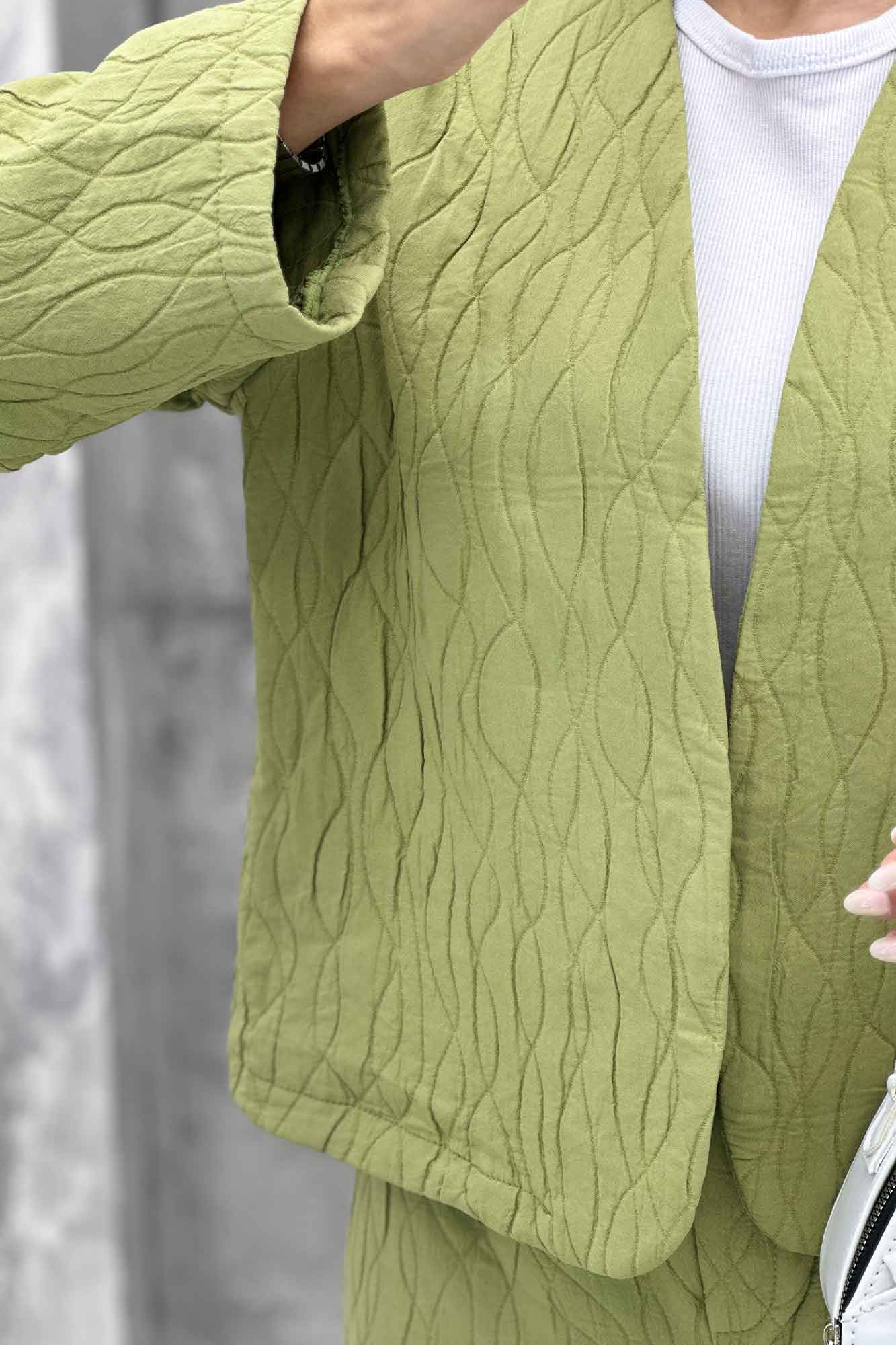 ست مانتو و شلوار فریال موجی