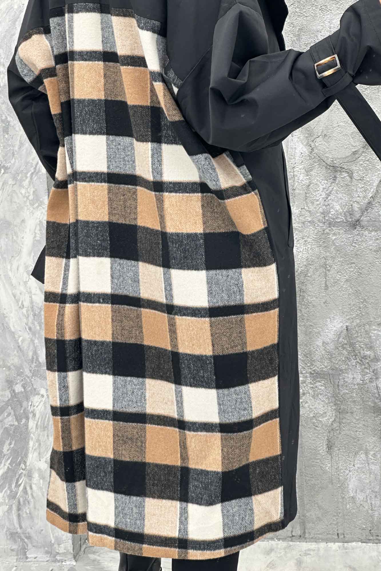 بارانی پشت چهارخانه کتان زارا