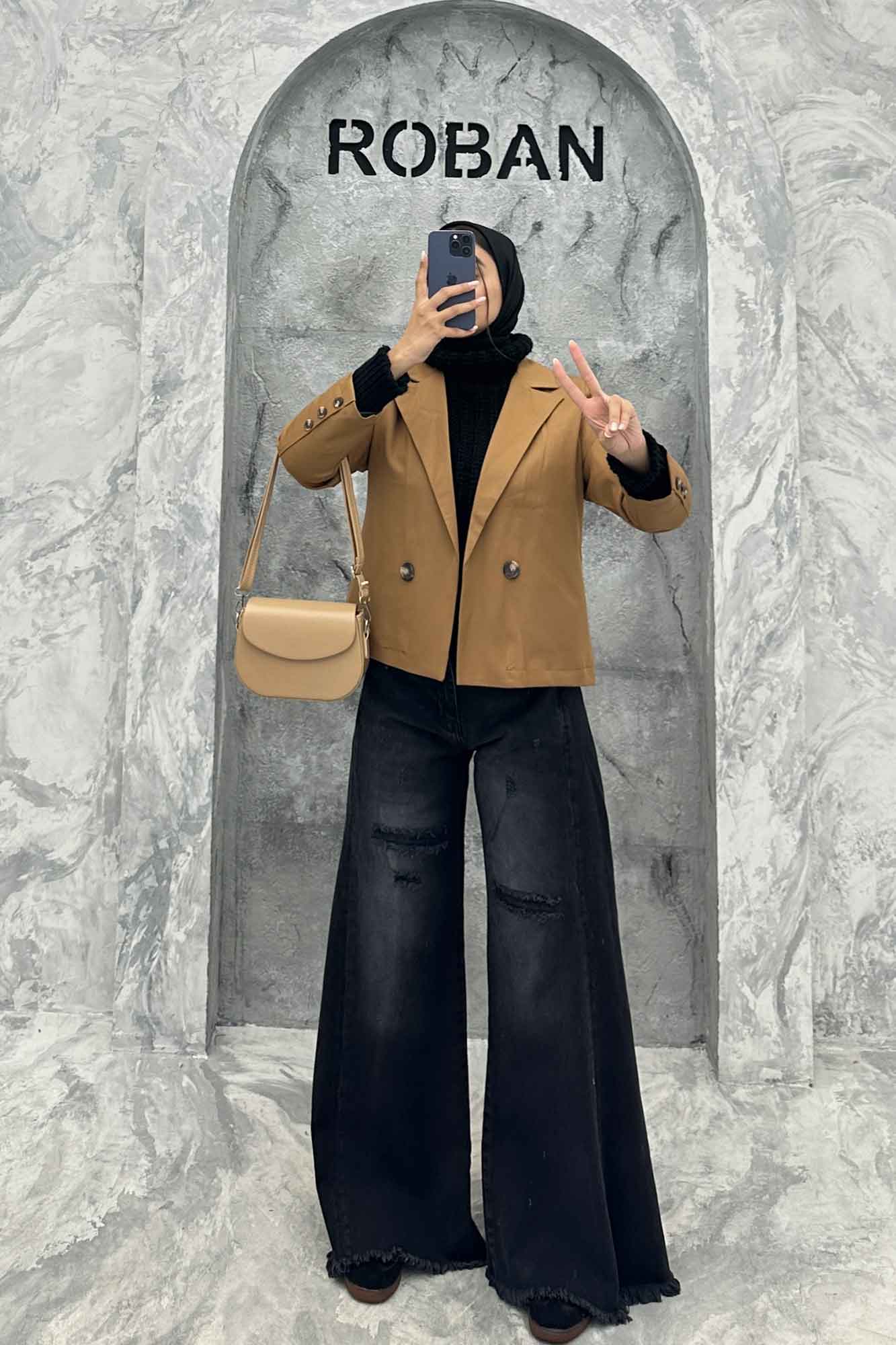 کت مازراتی کج راه آستردار