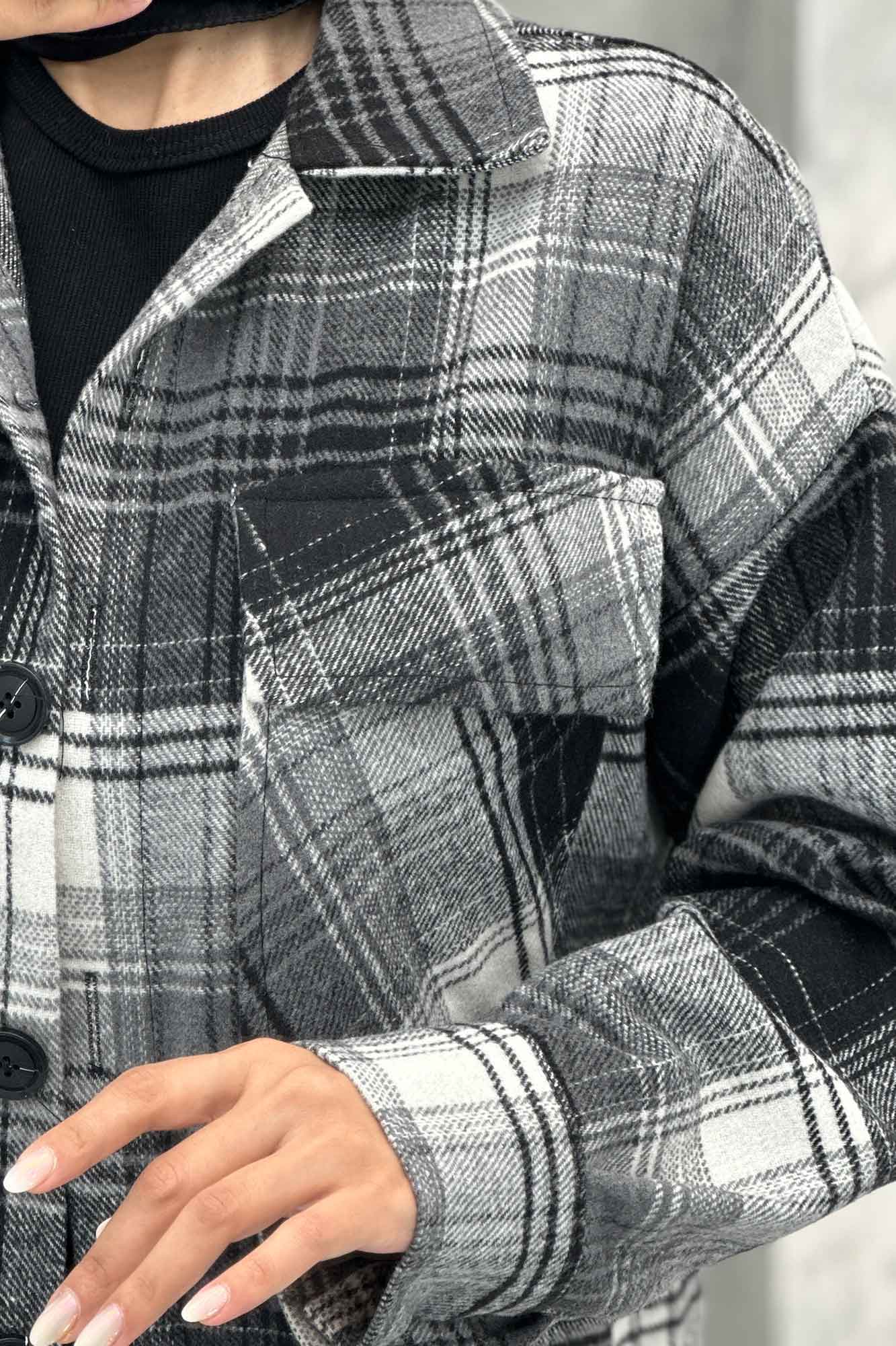 پالتو فوتر چهارخانه بغل چاک دو جیب پاکتی