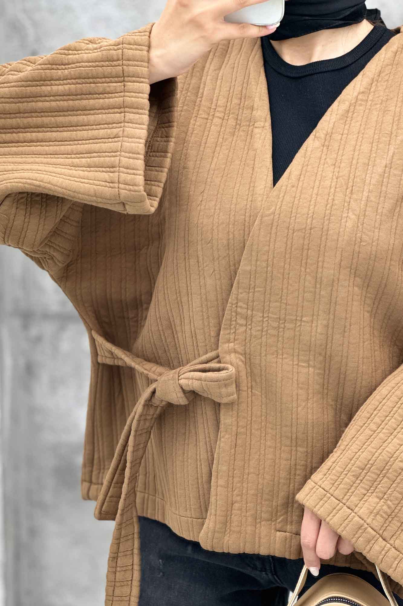 کت فیتیله بنددار کویین