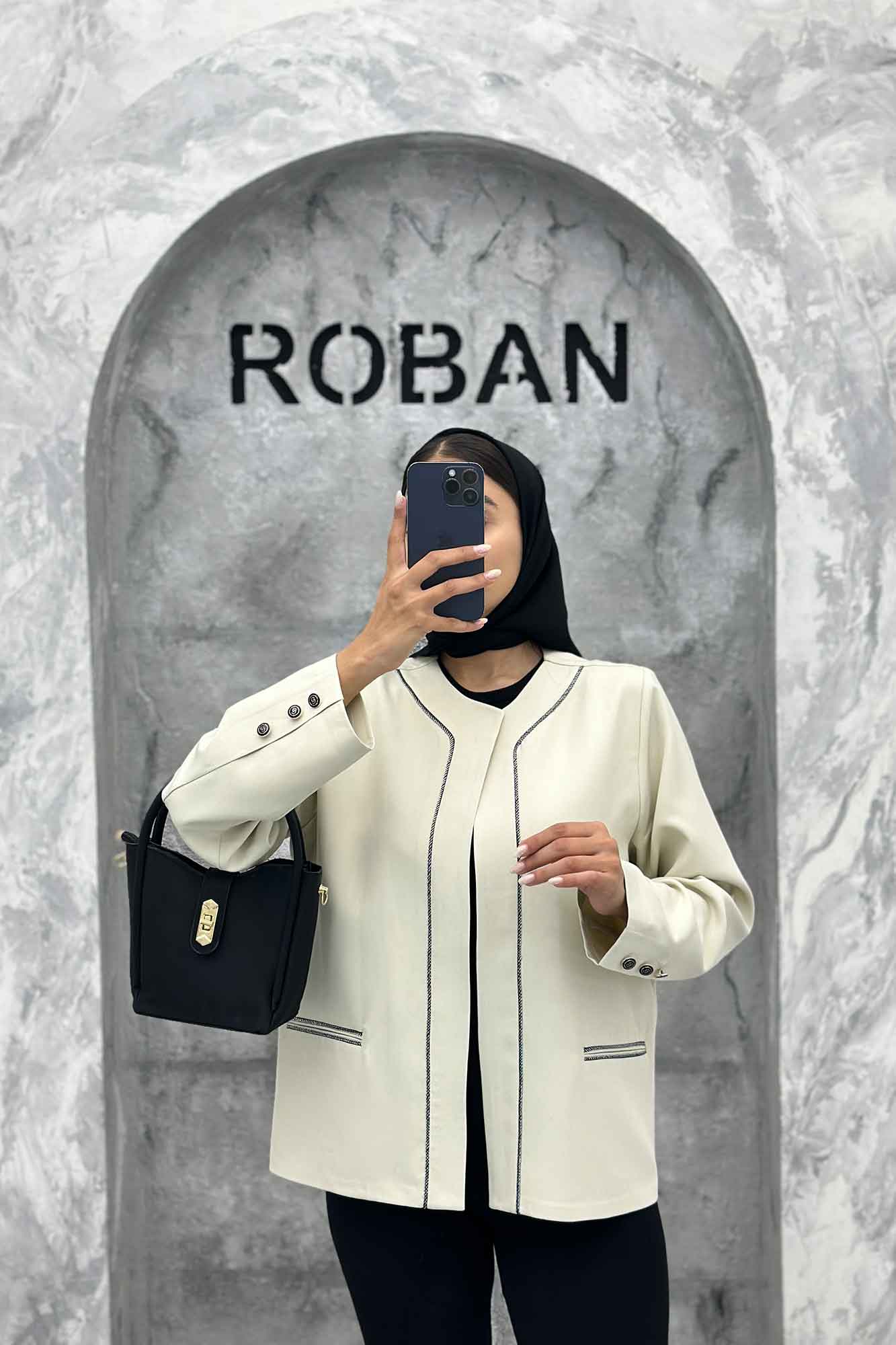 کت خرجکار مازراتی آدنا