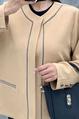 کت خرجکار مازراتی آدنا