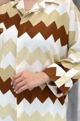 مانتو کراش جناقی پشت دکمه تک جیب