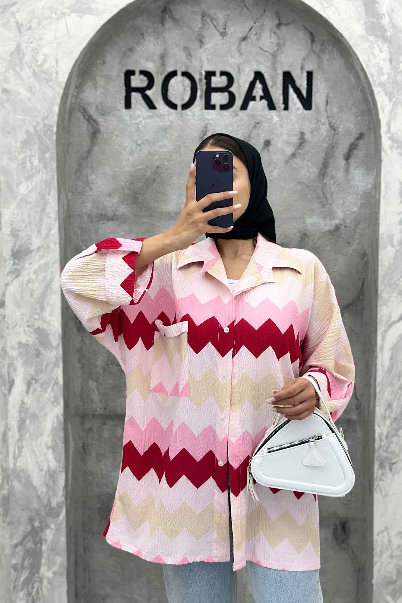 مانتو کراش جناقی پشت دکمه تک جیب