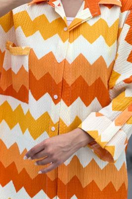 مانتو کراش جناقی پشت دکمه تک جیب