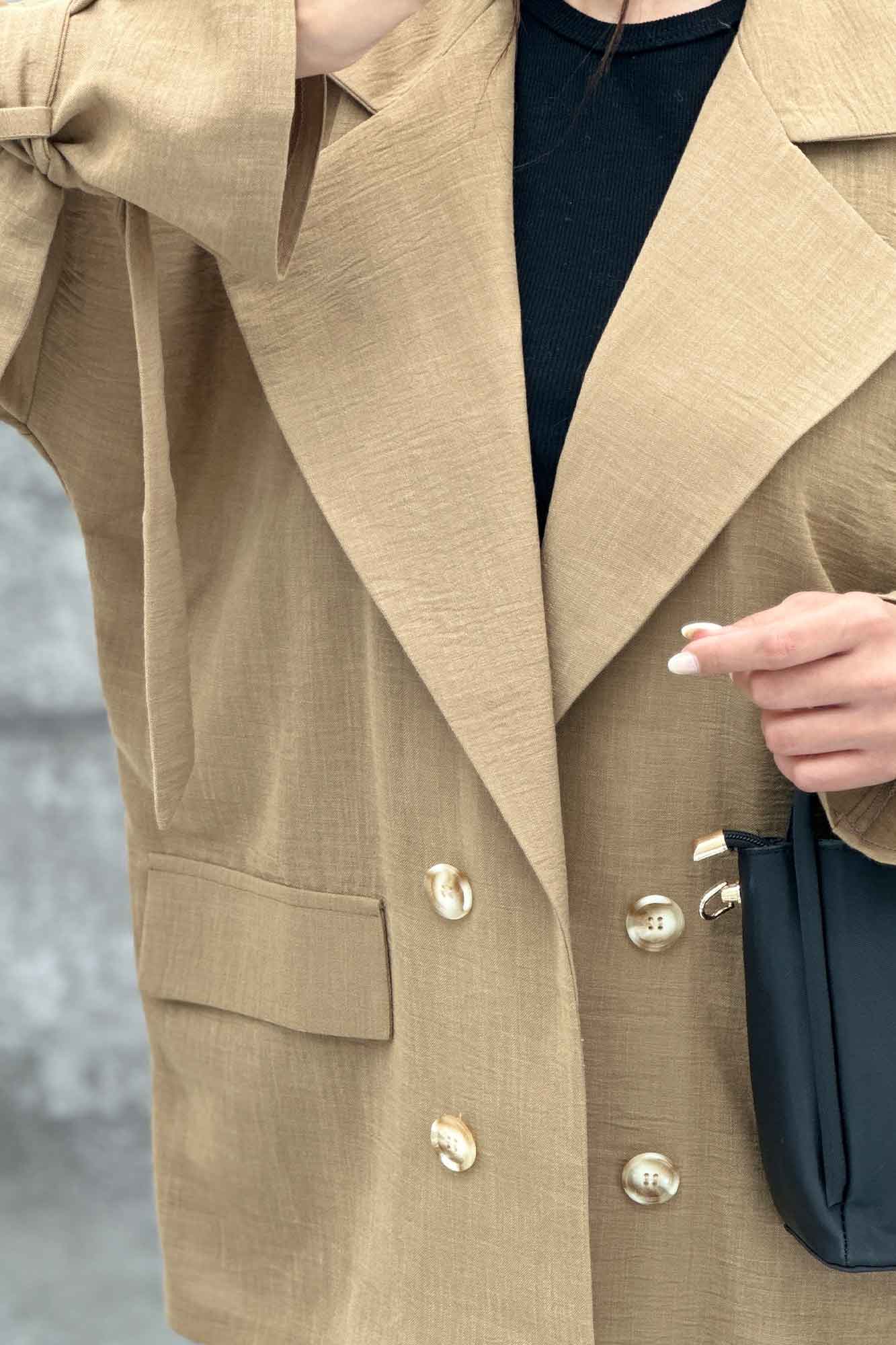 کت یقه انگلیسی آستین بنددار عسل