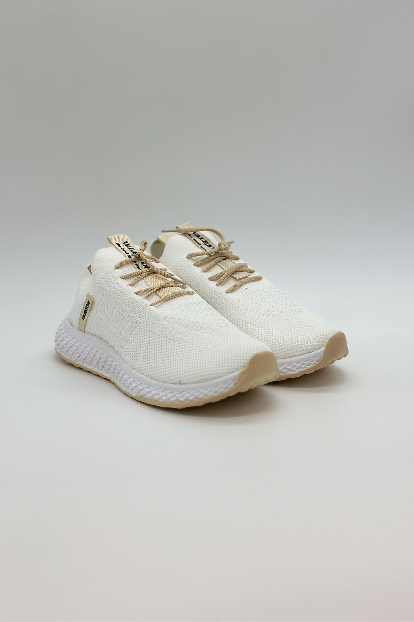 کتانی جورابی بافت ولنتینو