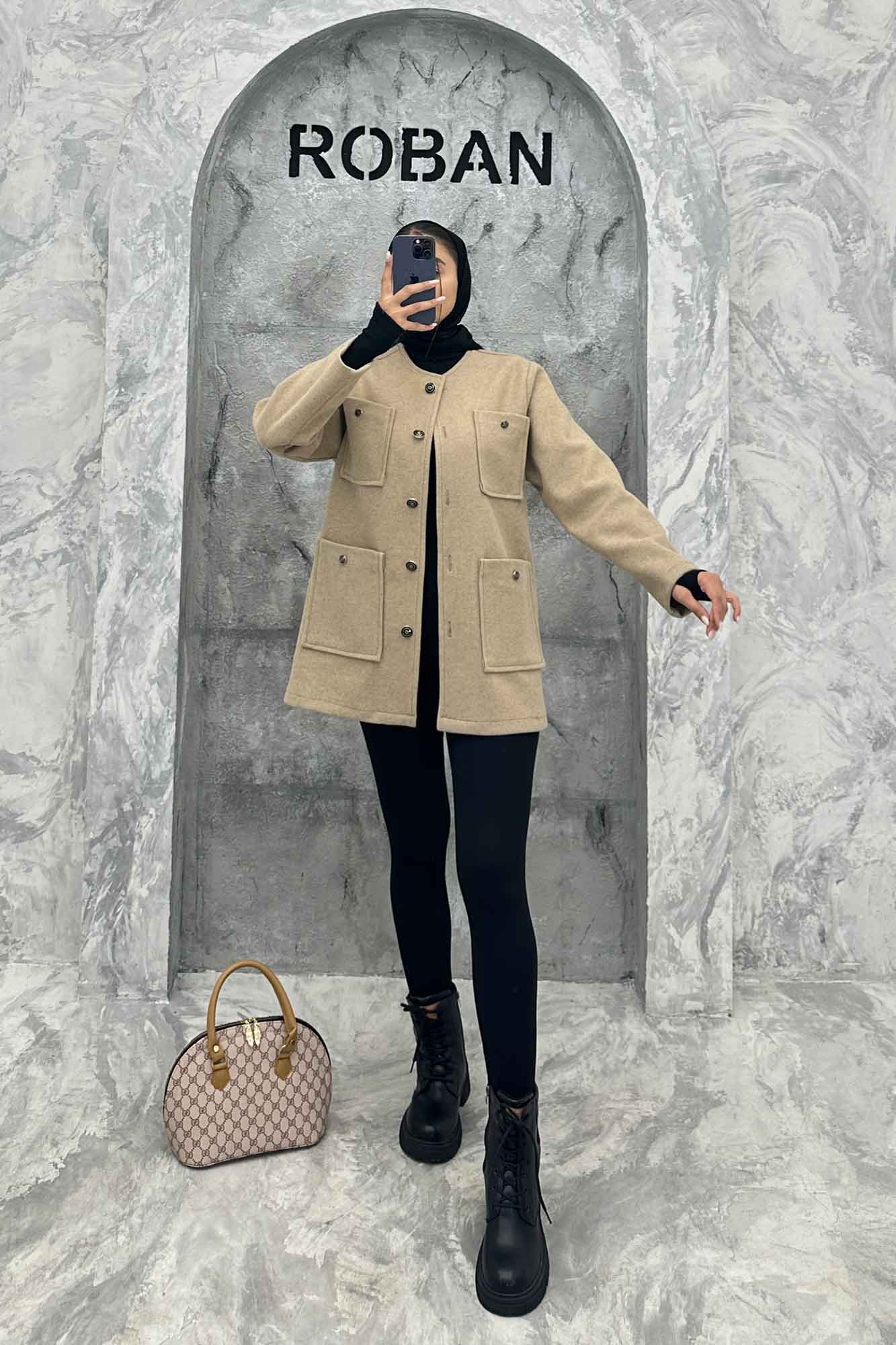 کت فوتر یقه گرد HUBRA