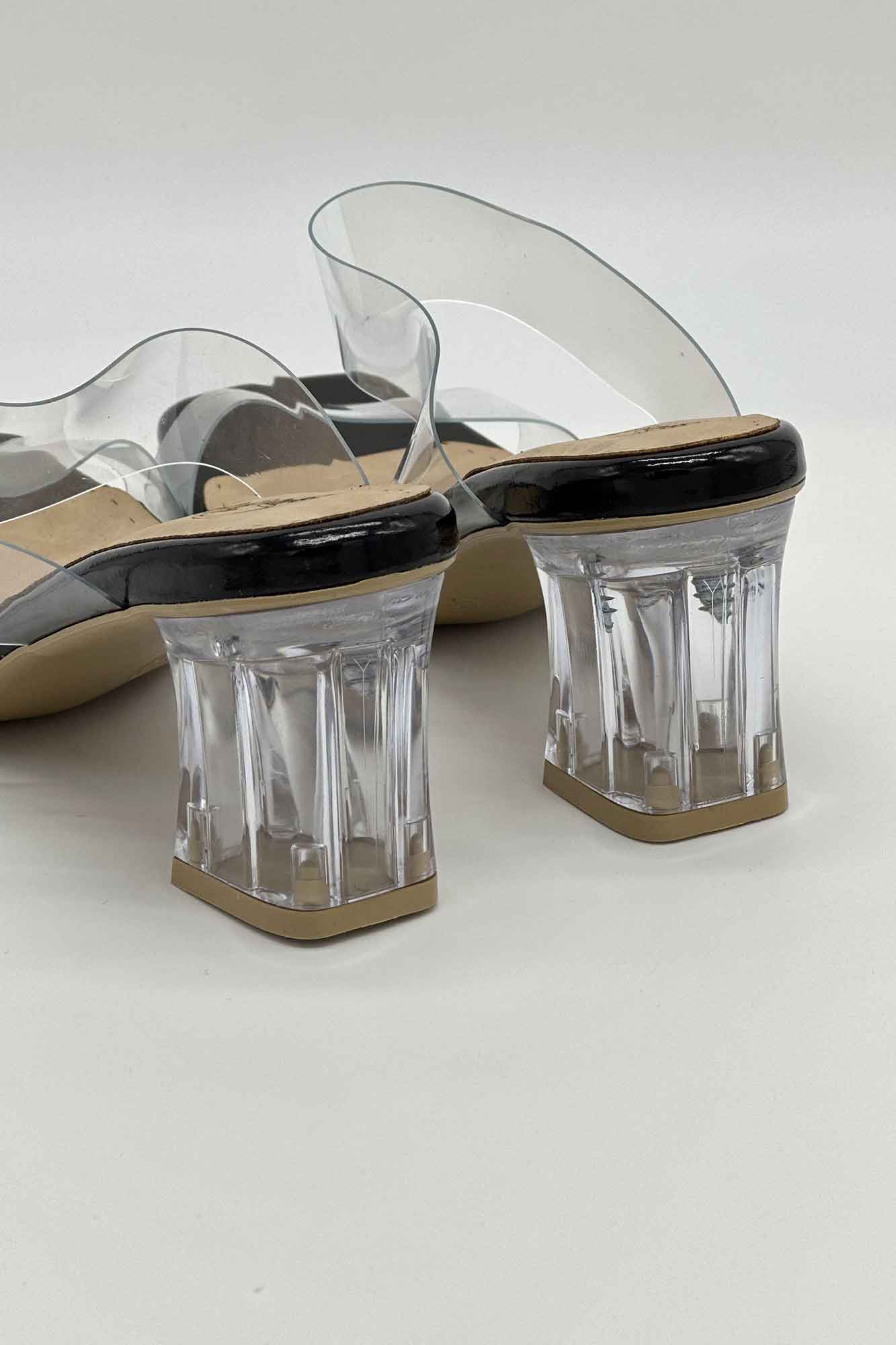 صندل پاشنه بلند طلقی شیشه ای