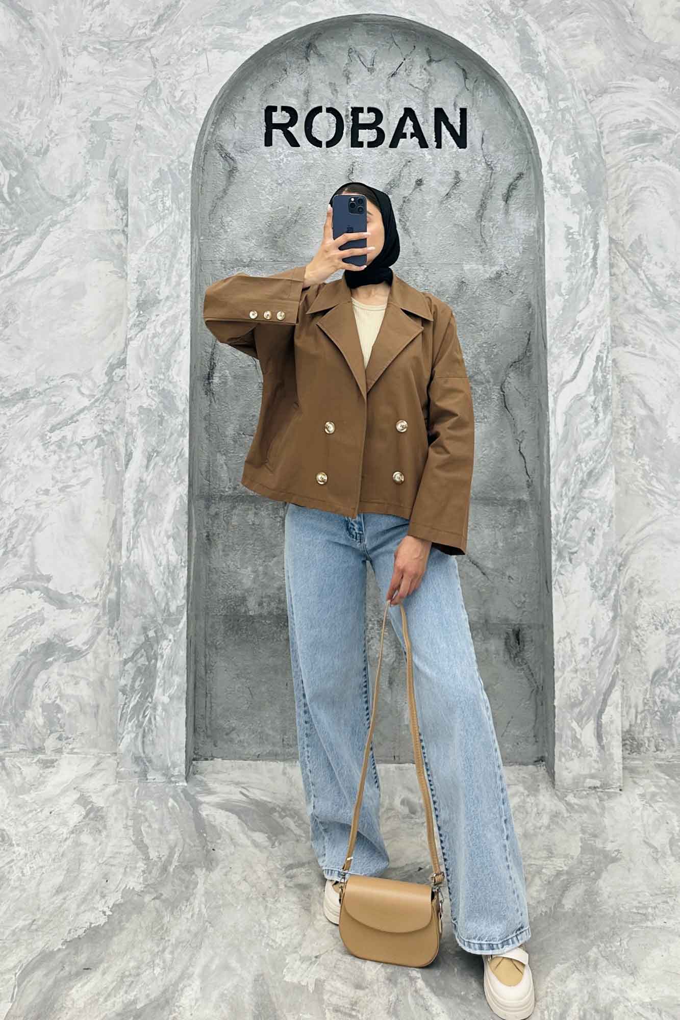 کت کراپ سر آستین دکمه کتان زارا SERLA