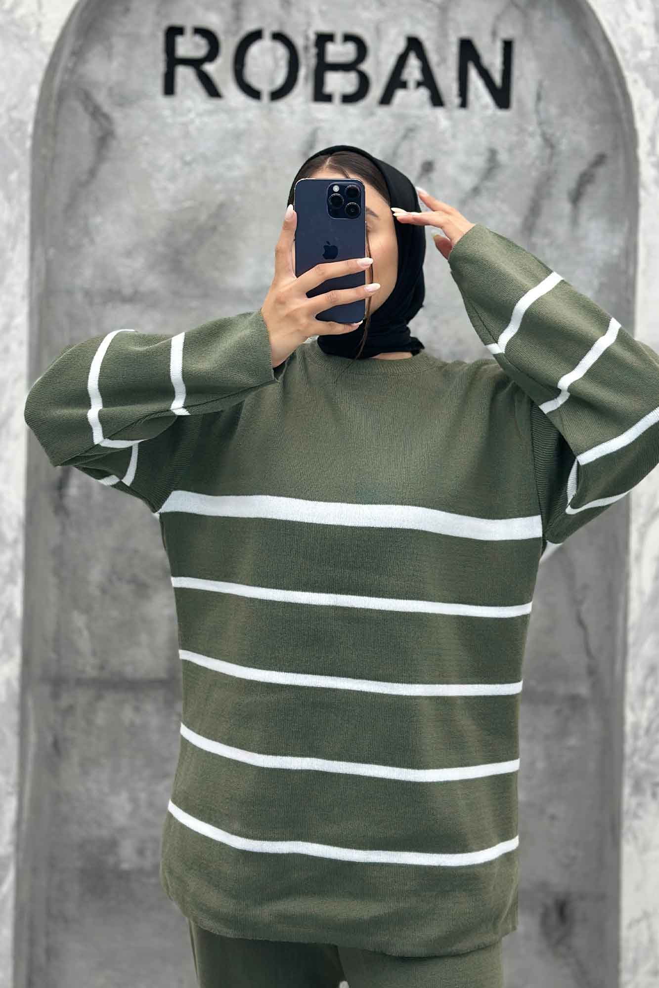 ست دورس و شلوار یقه گرد راه راه بافت