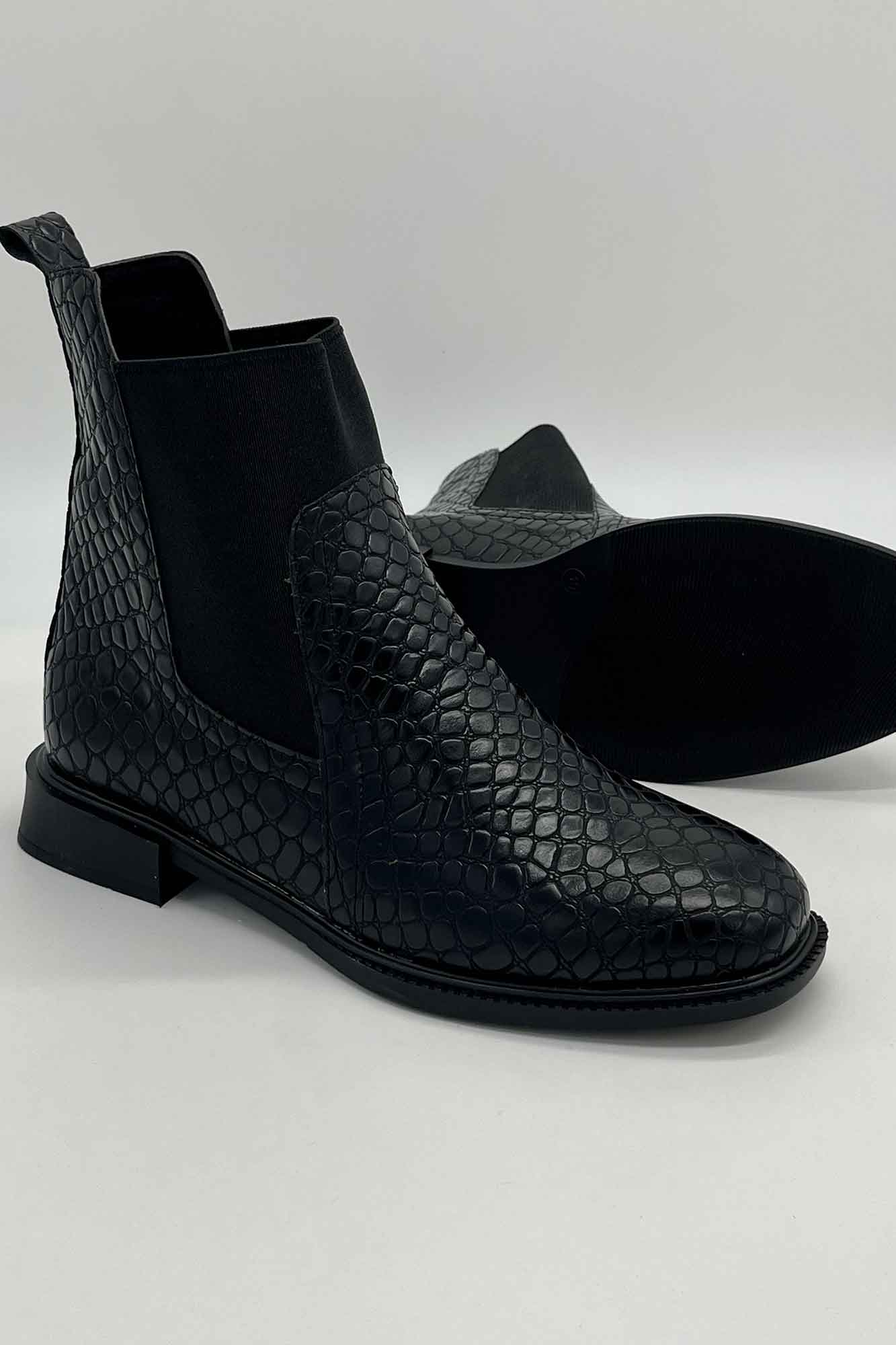 نبم بوت سوسماری بالا کش