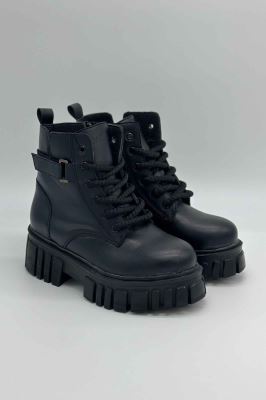 نیم بوت بغل سگک کمربندی