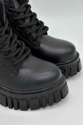 نیم بوت بغل سگک کمربندی