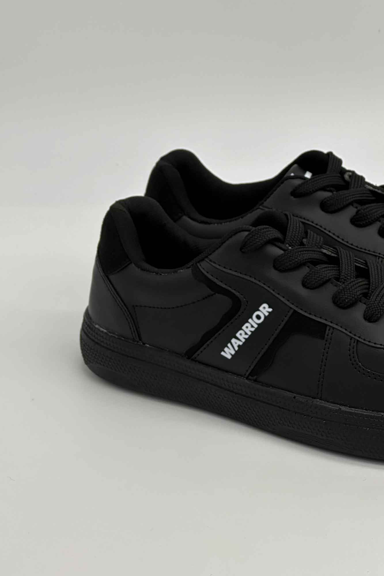 ونس اسپرت  WARRIOR