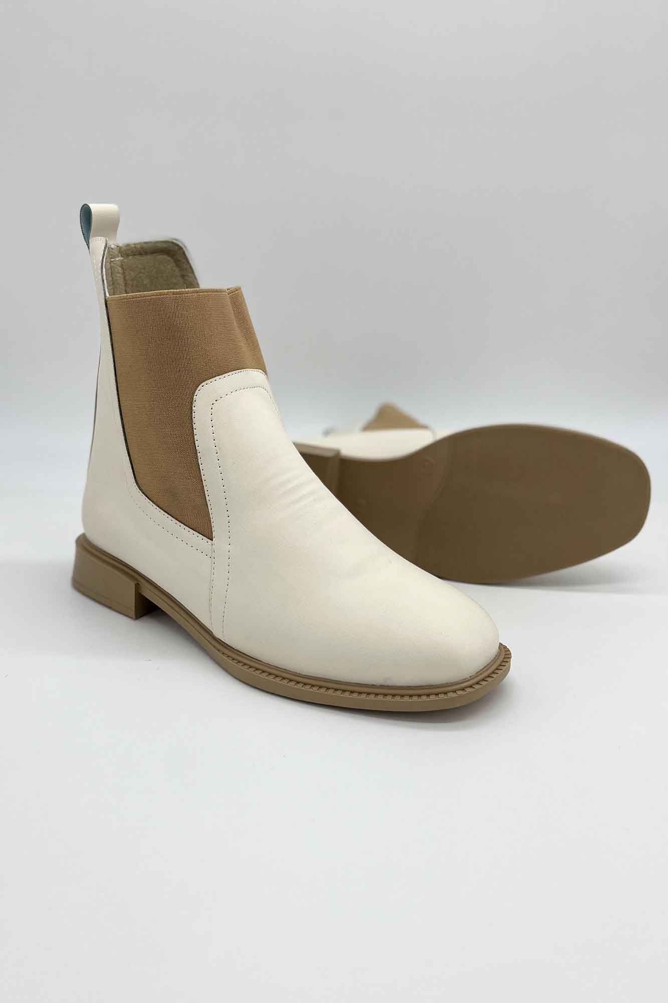 نیم بوت بالاکش Lizard