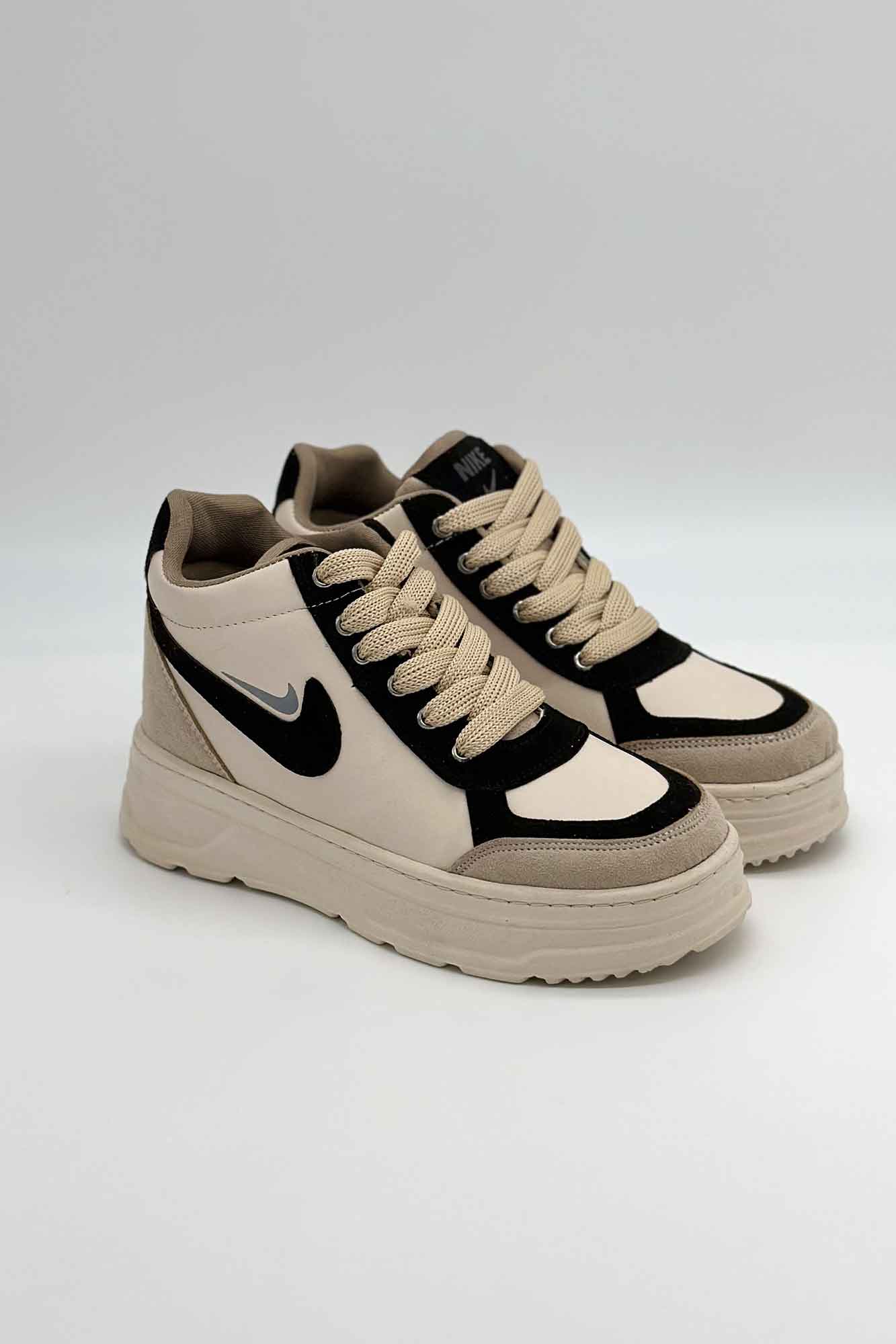 کتونی NIKE ساقدار دیاکو