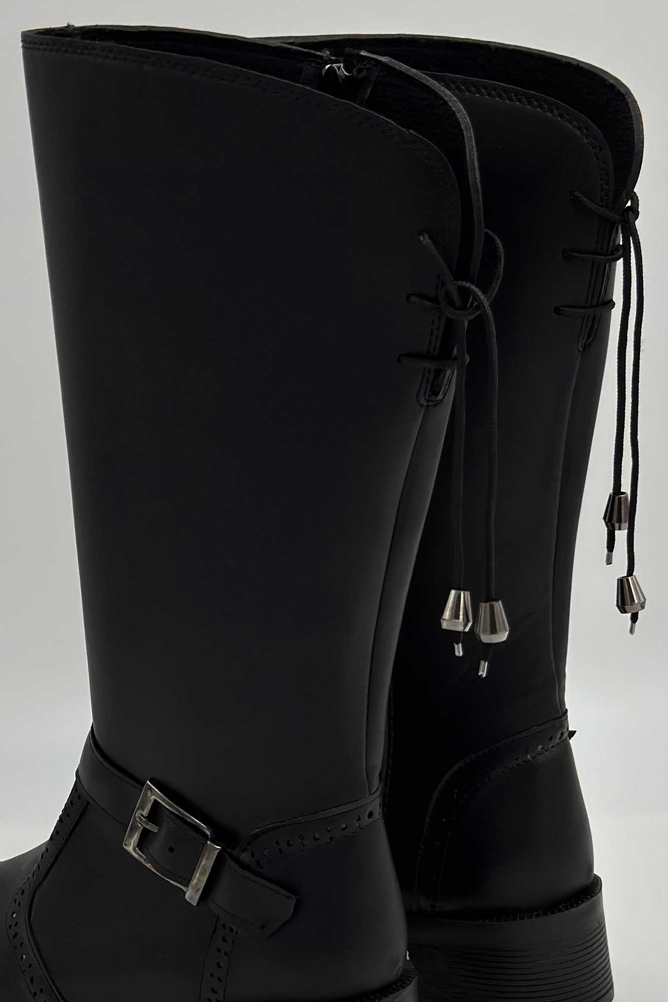 بوت بلند بغل سگک پاشنه دار