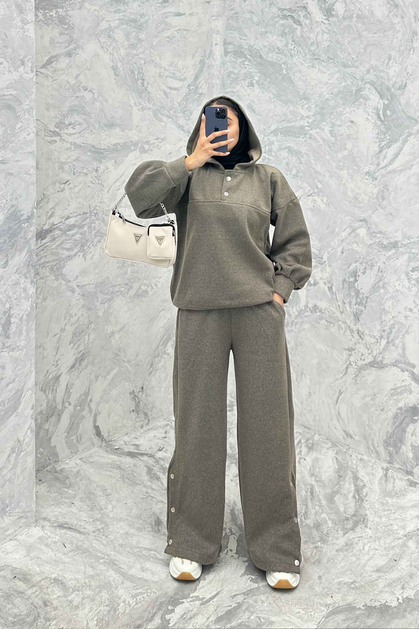 ست هودی و شلوار روناک دکمه پرچی RB