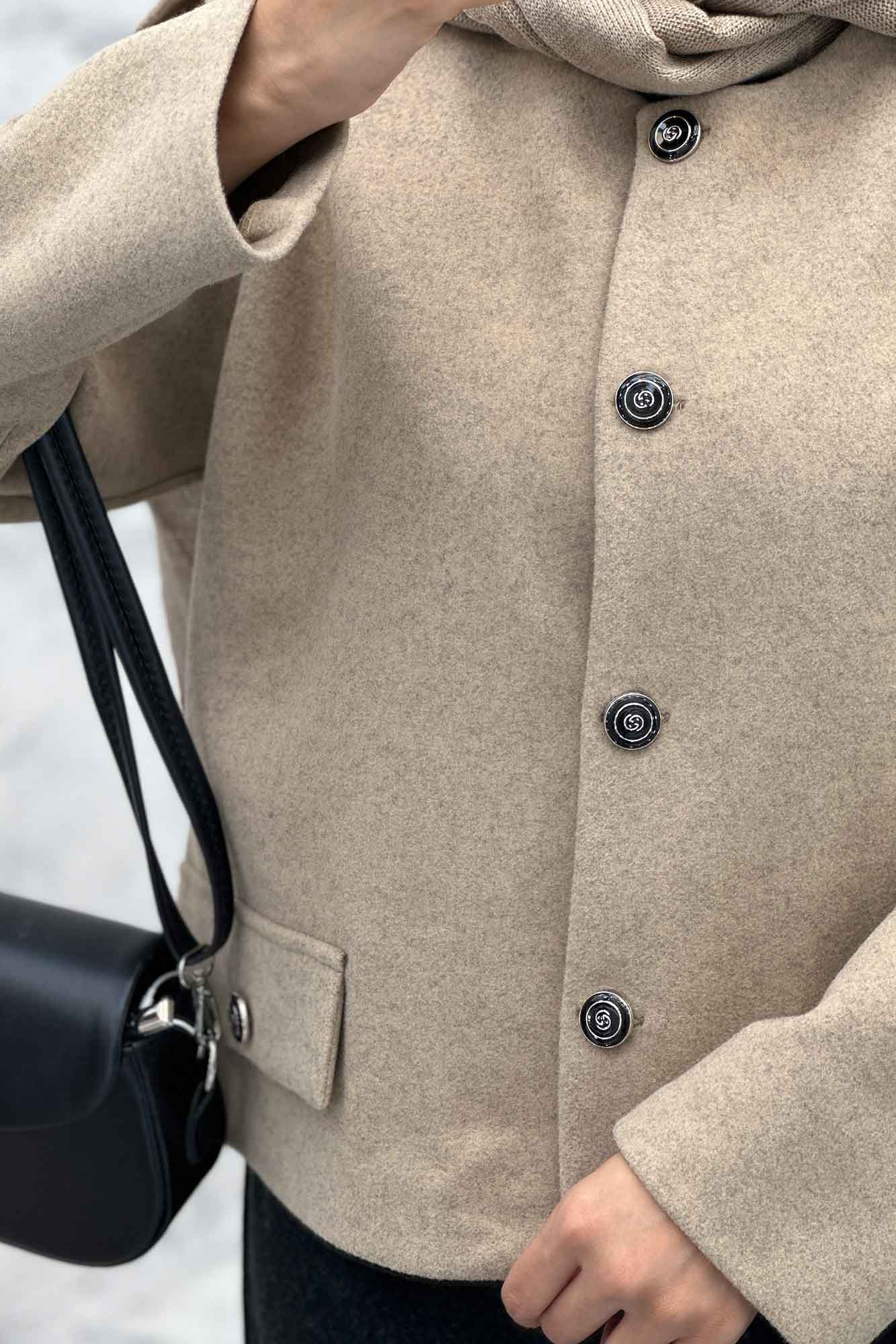 کت کوتاه فوتر یقه گرد آرام