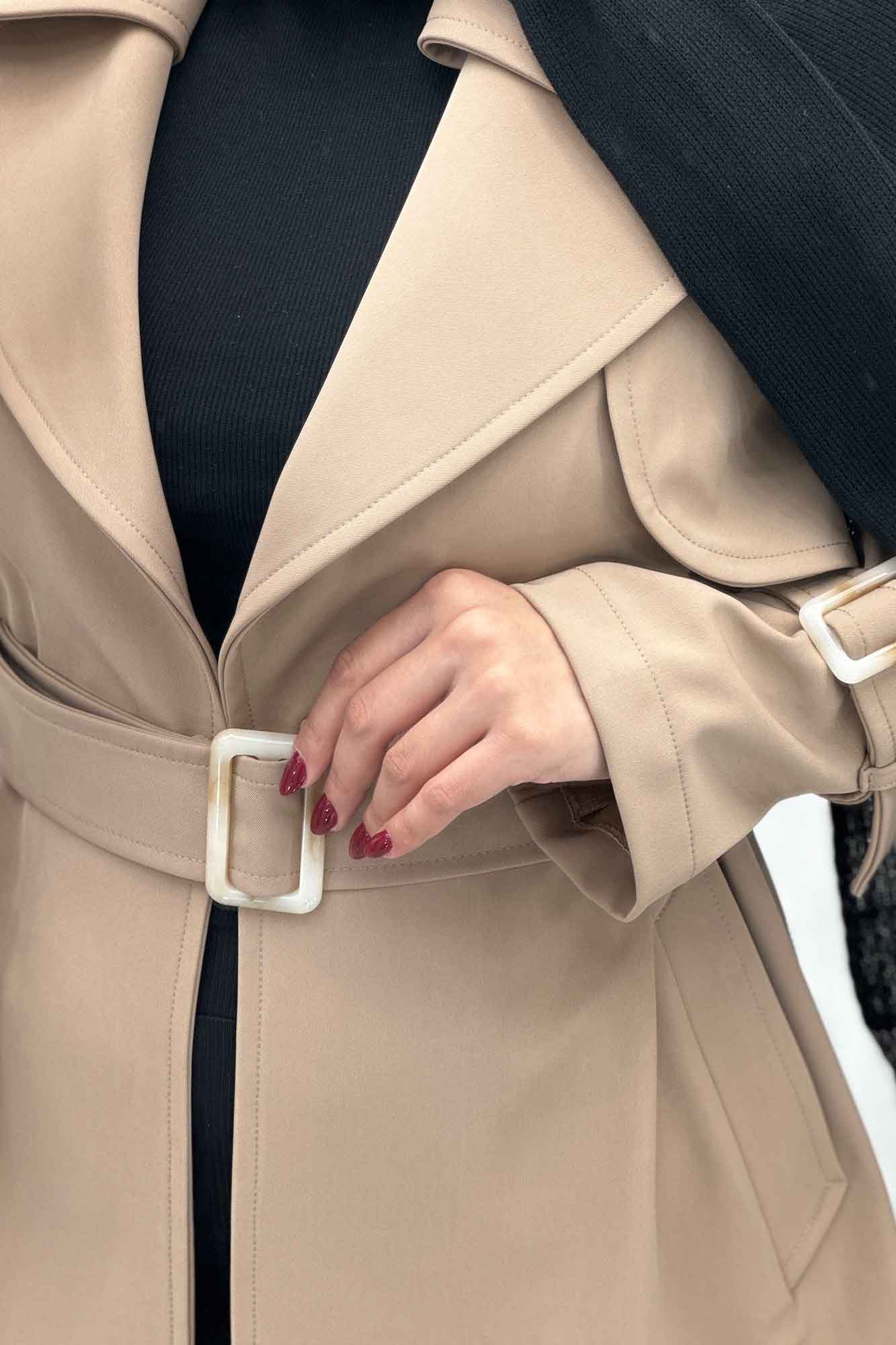 ترنچ کت دو یقه پرادا