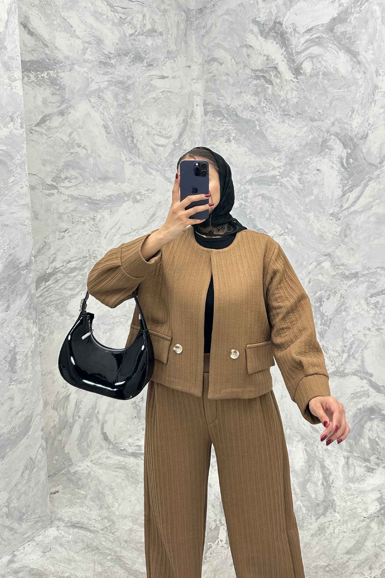 ست کت و شلوار فیتیله طرح راه راه