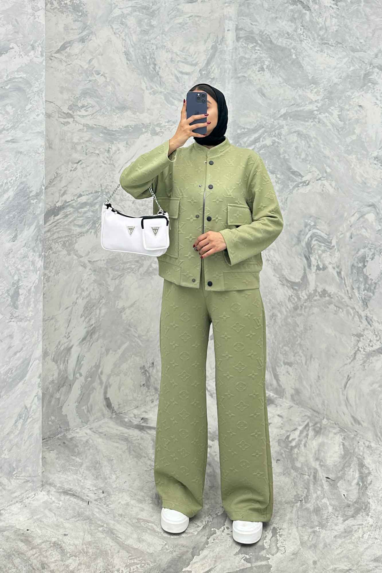 ست دوپی اس دکمه ای فیتیله طرح LV