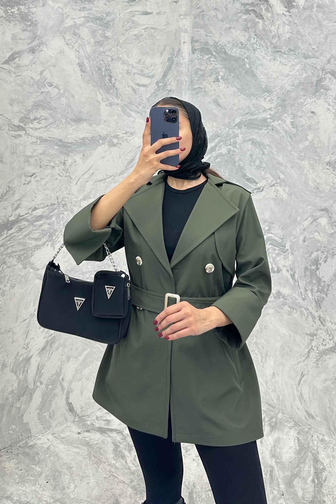 بارانی کوتاه مچ برگردان سانتانا