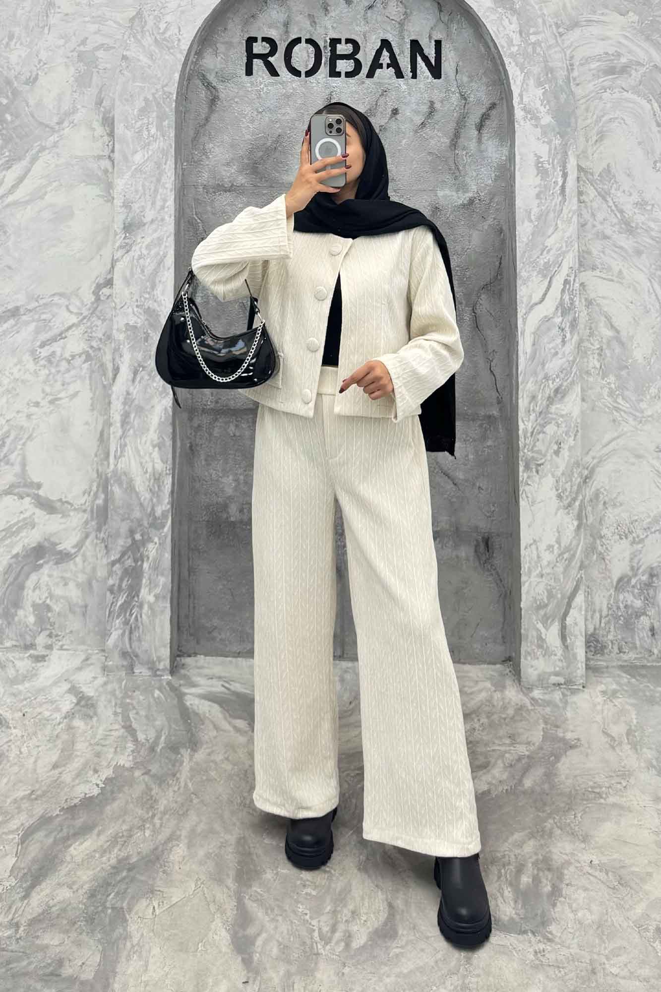 ست کت و شلوار جیب نما مخمل طرح دار