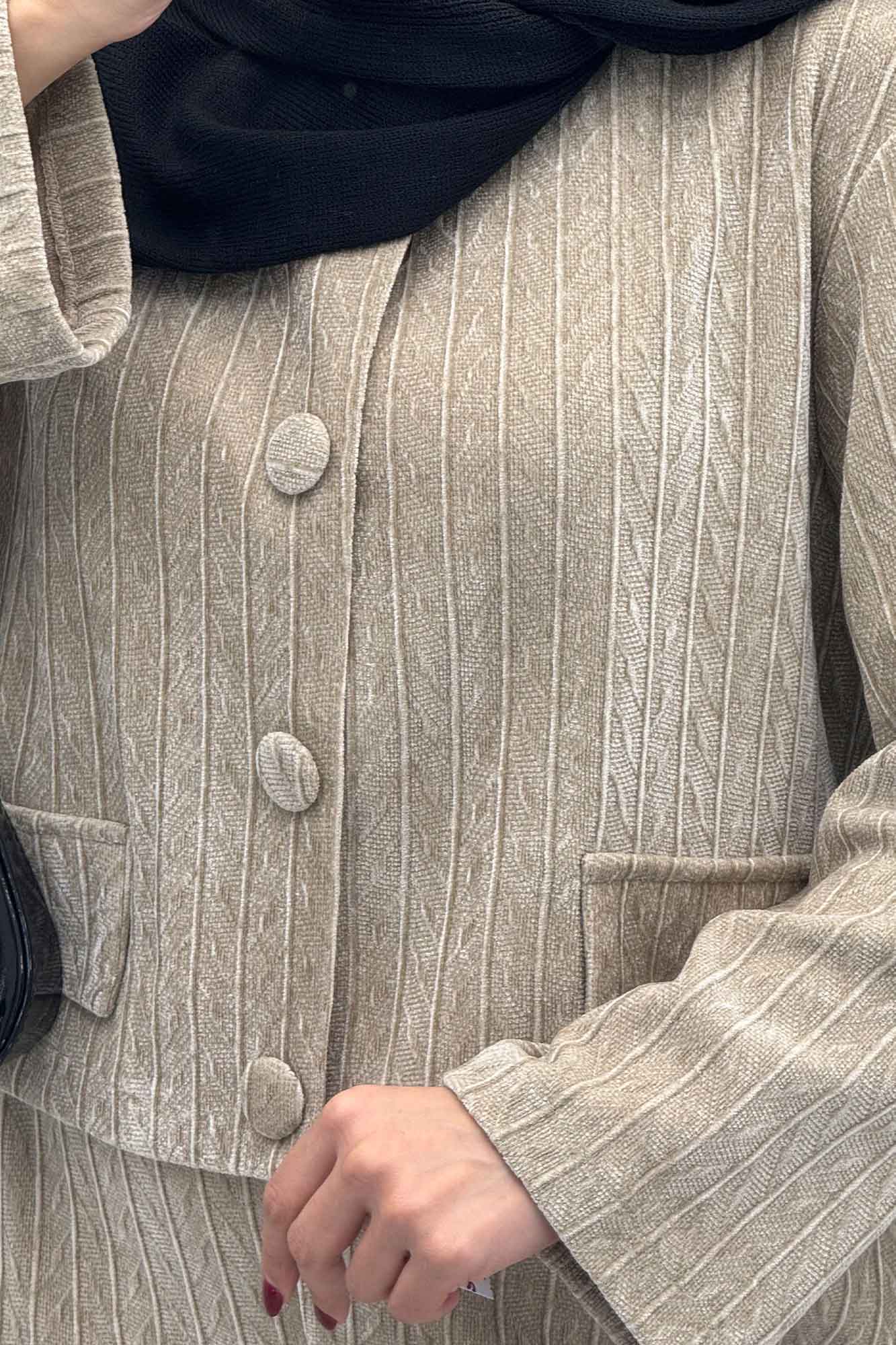 ست کت و شلوار جیب نما مخمل طرح دار