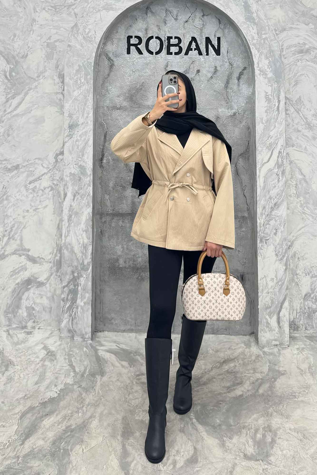 کت ملبورن پیلیسه کمرگت آستردار