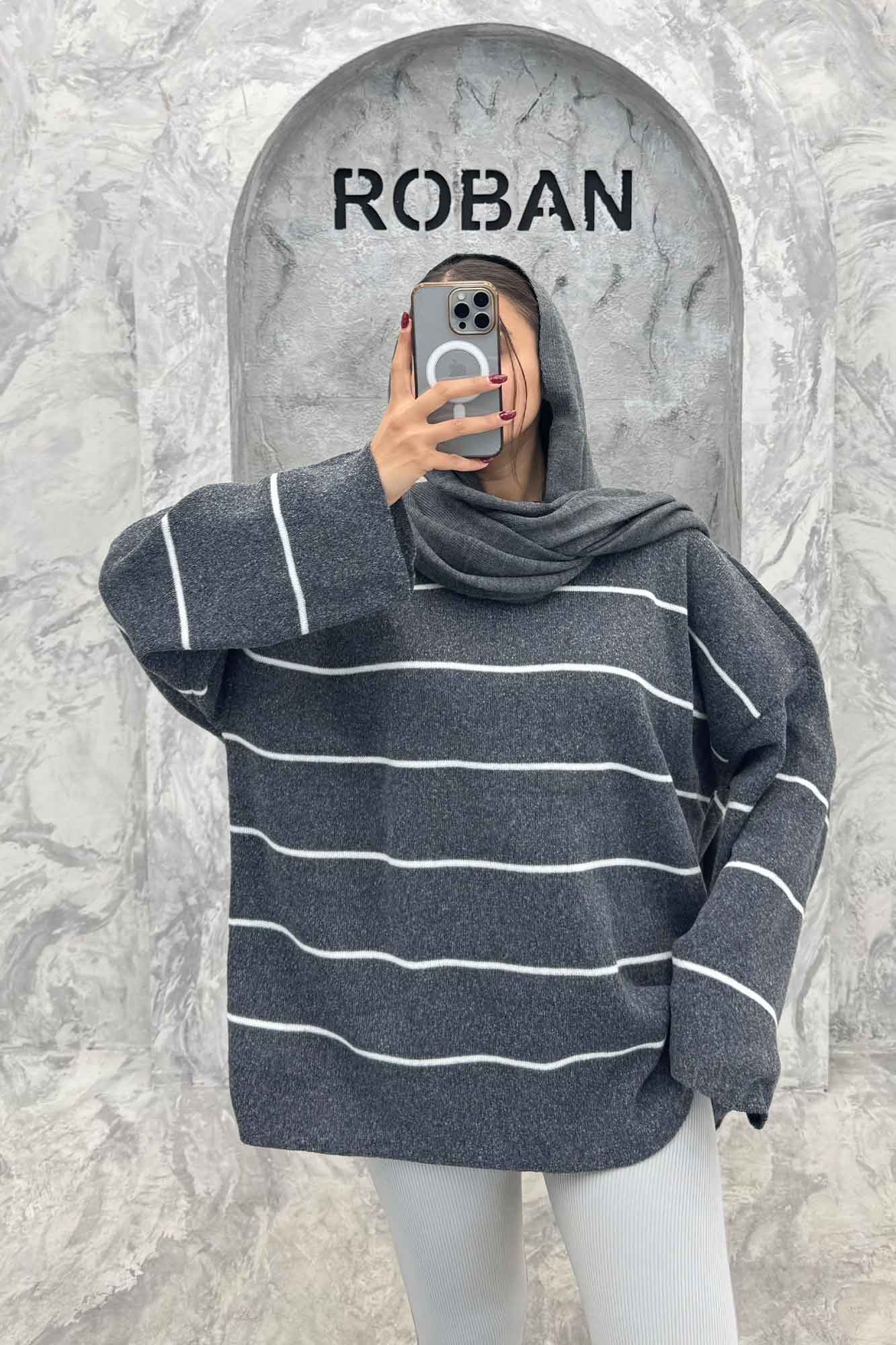 بلوز تک راه راه یقه گرد