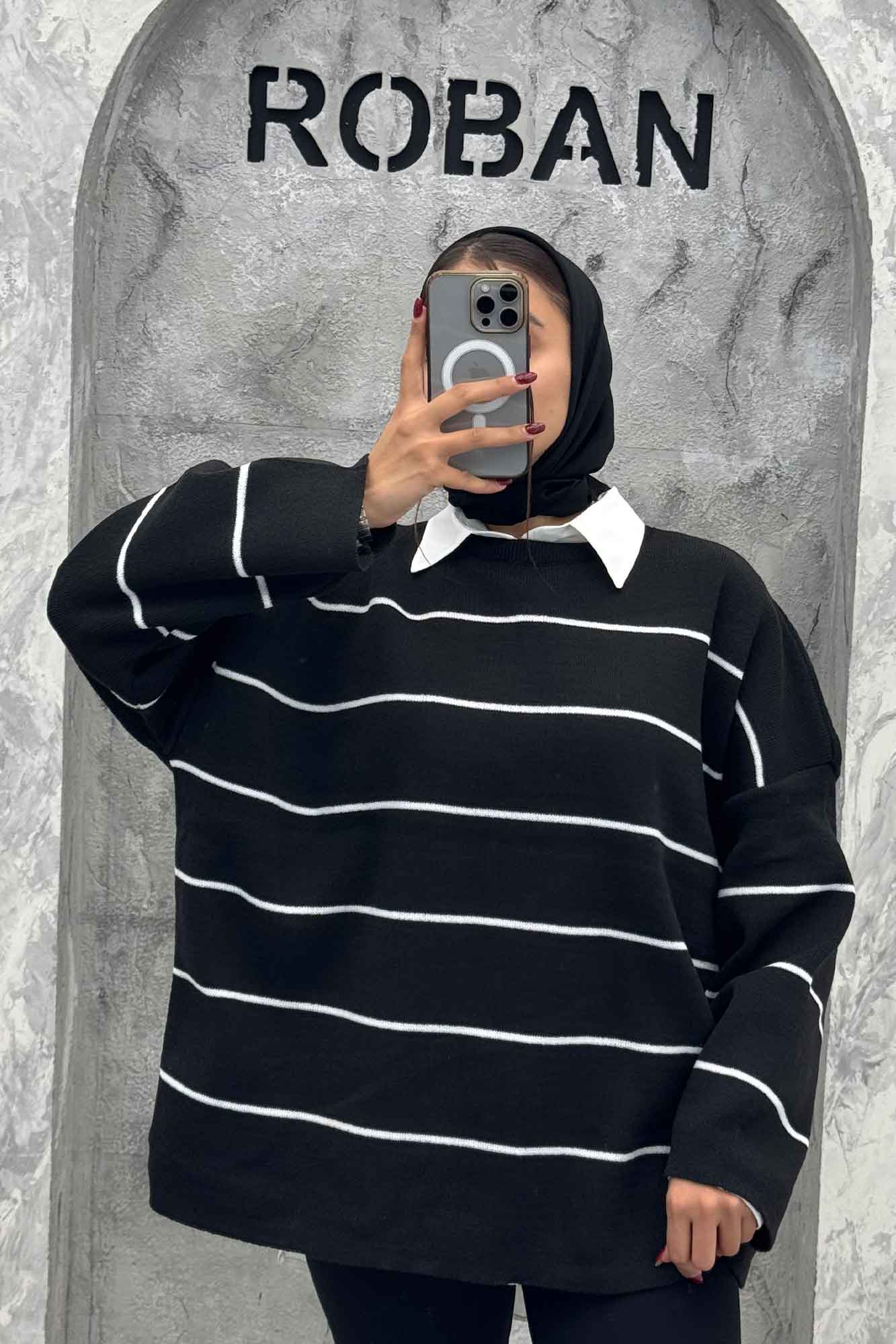 بلوز تک راه راه یقه گرد