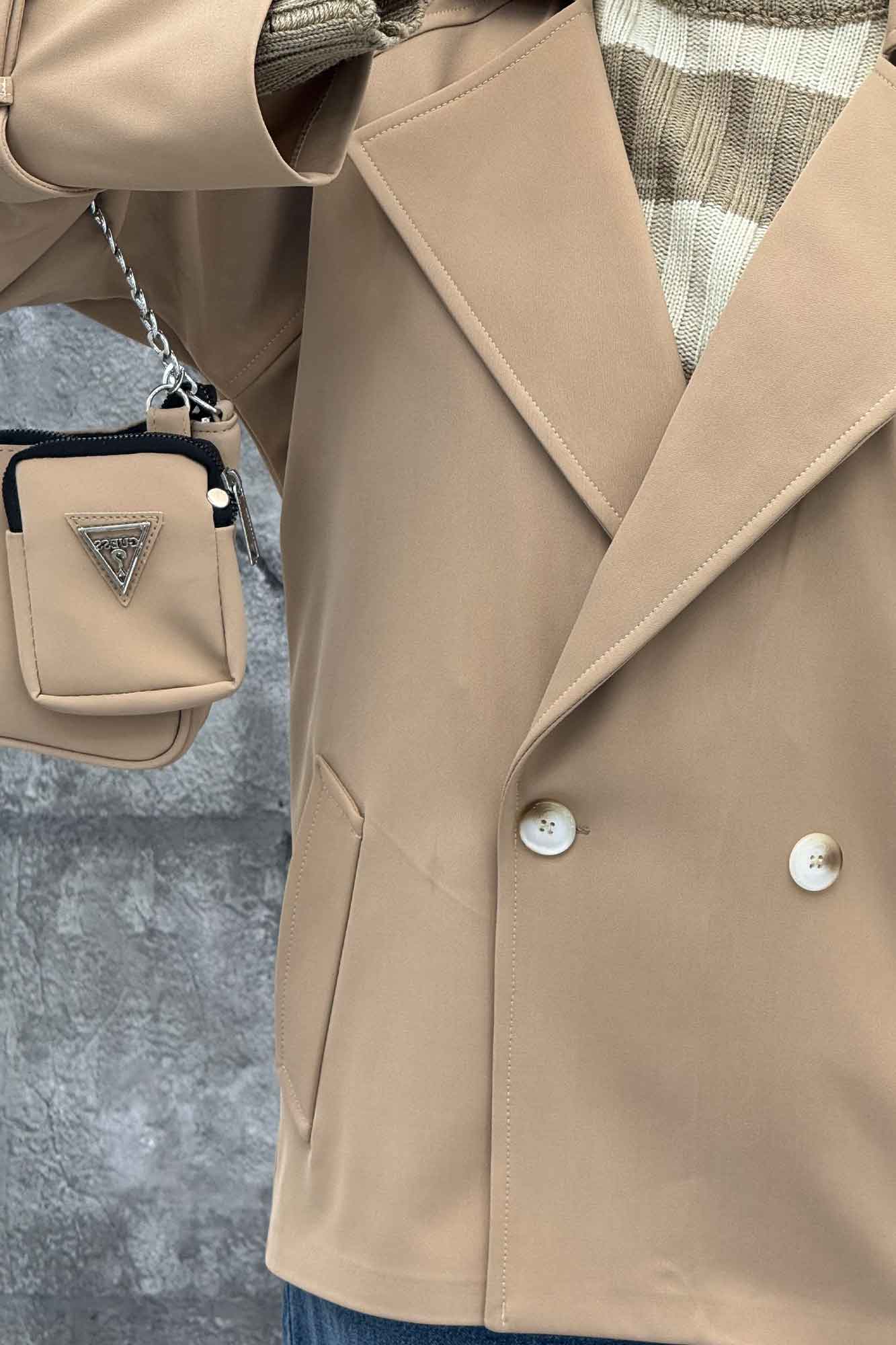 بارانی کوتاه پرادا دو دکمه SILA