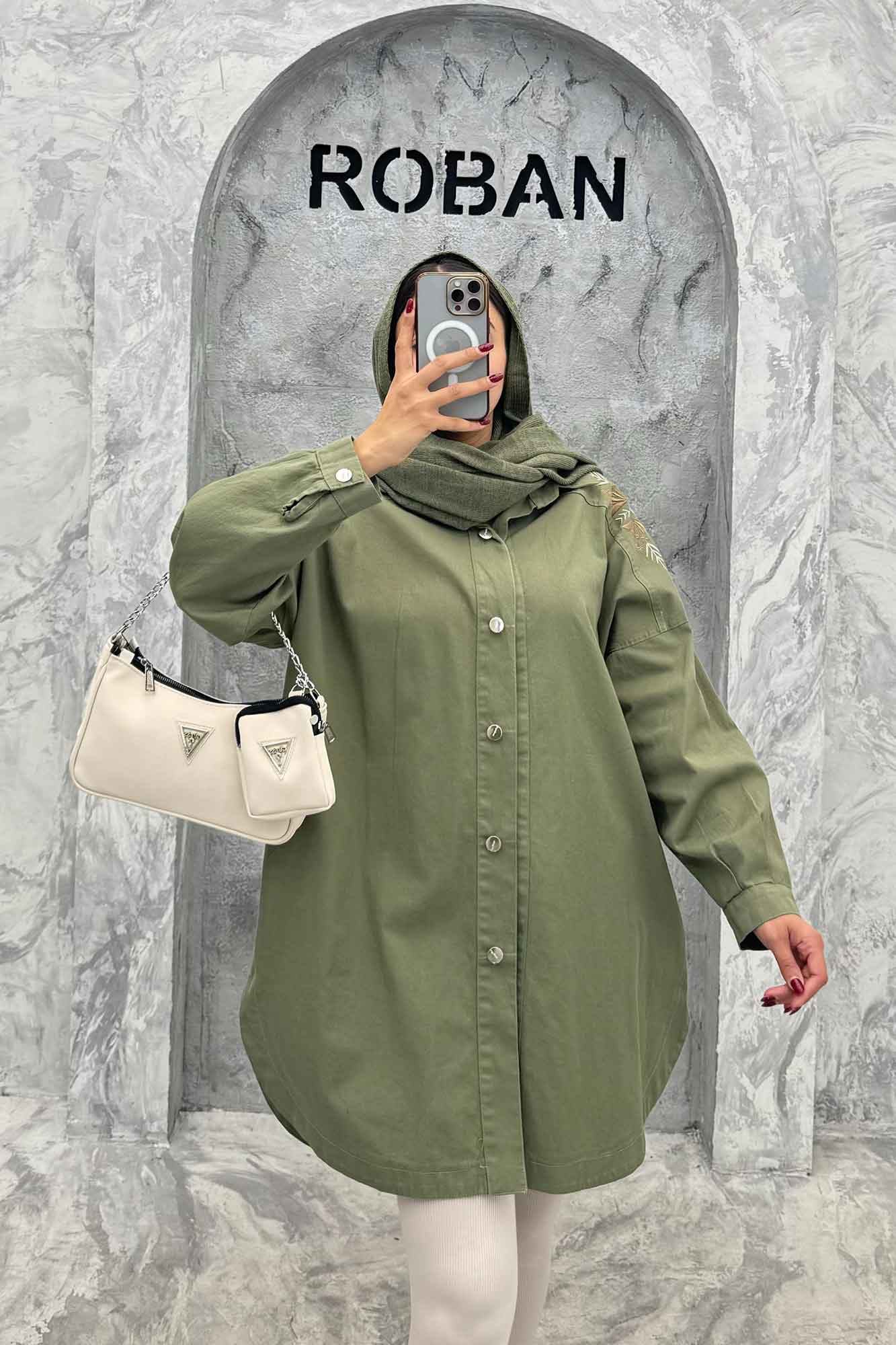 مانتو کتان پشت گلدوزی