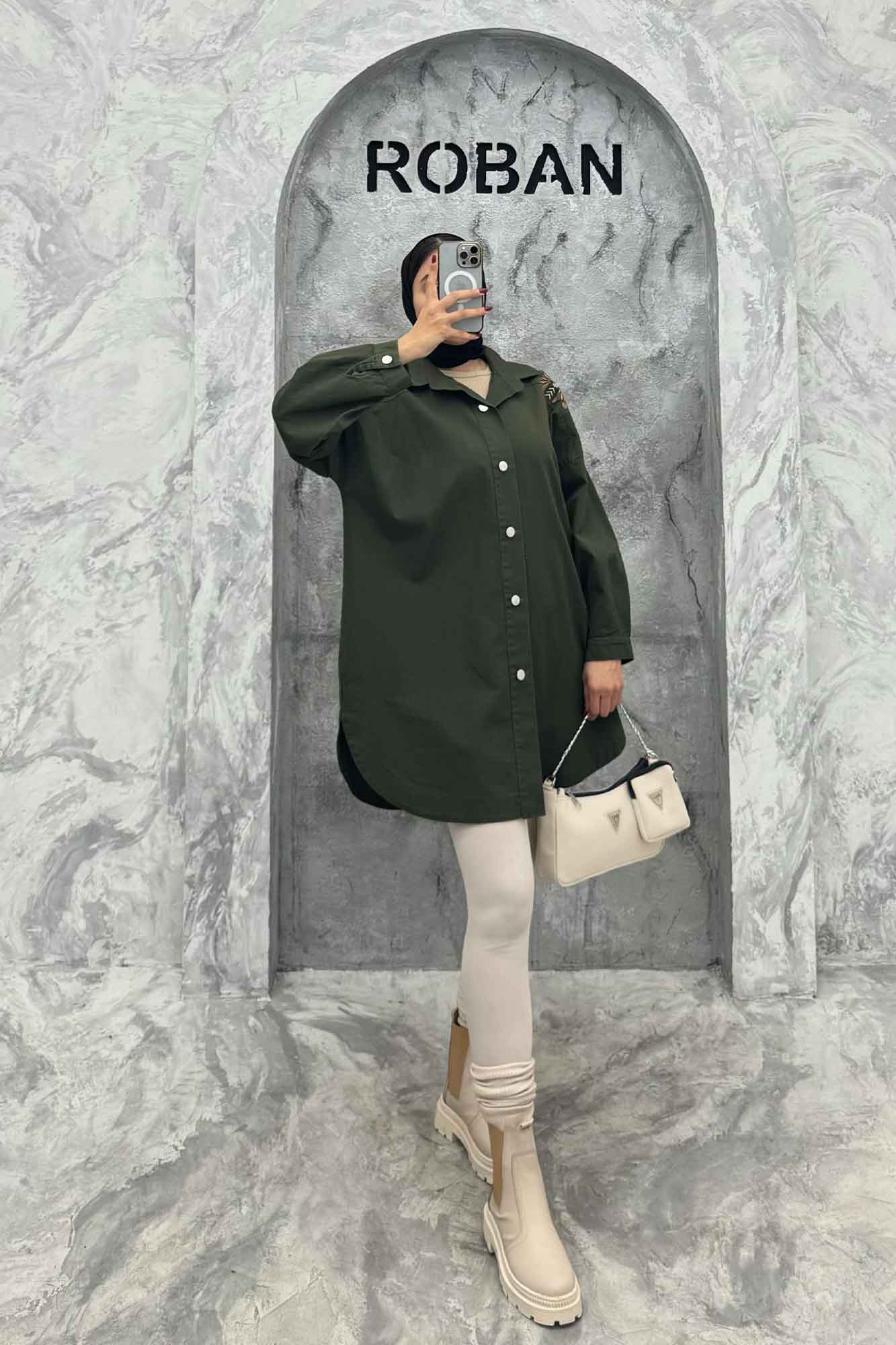 مانتو کتان پشت گلدوزی