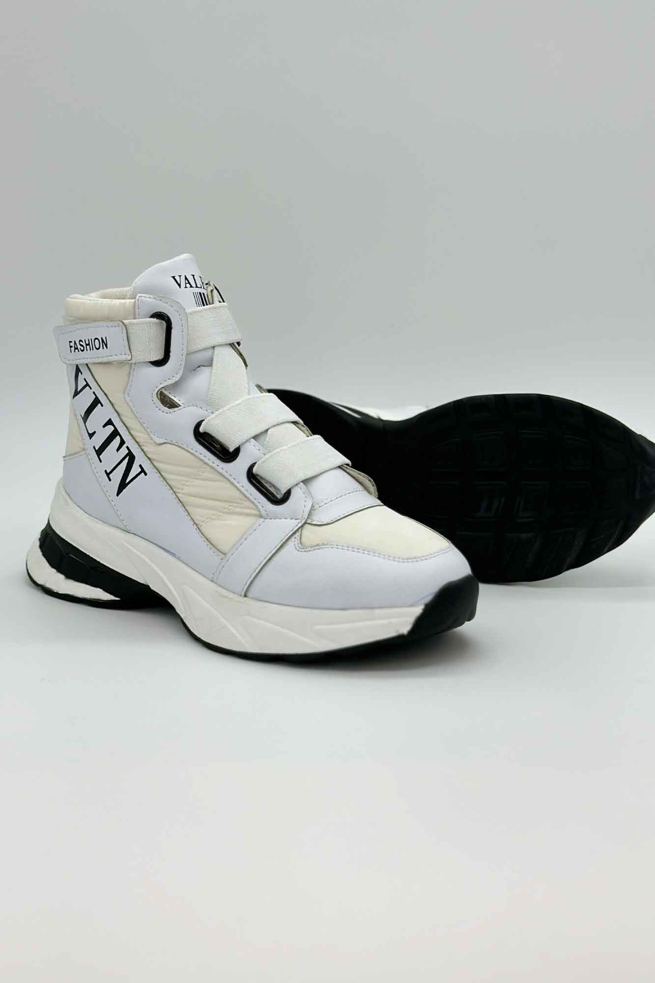 کتانی ساقدار بندکشی  VALENTINO