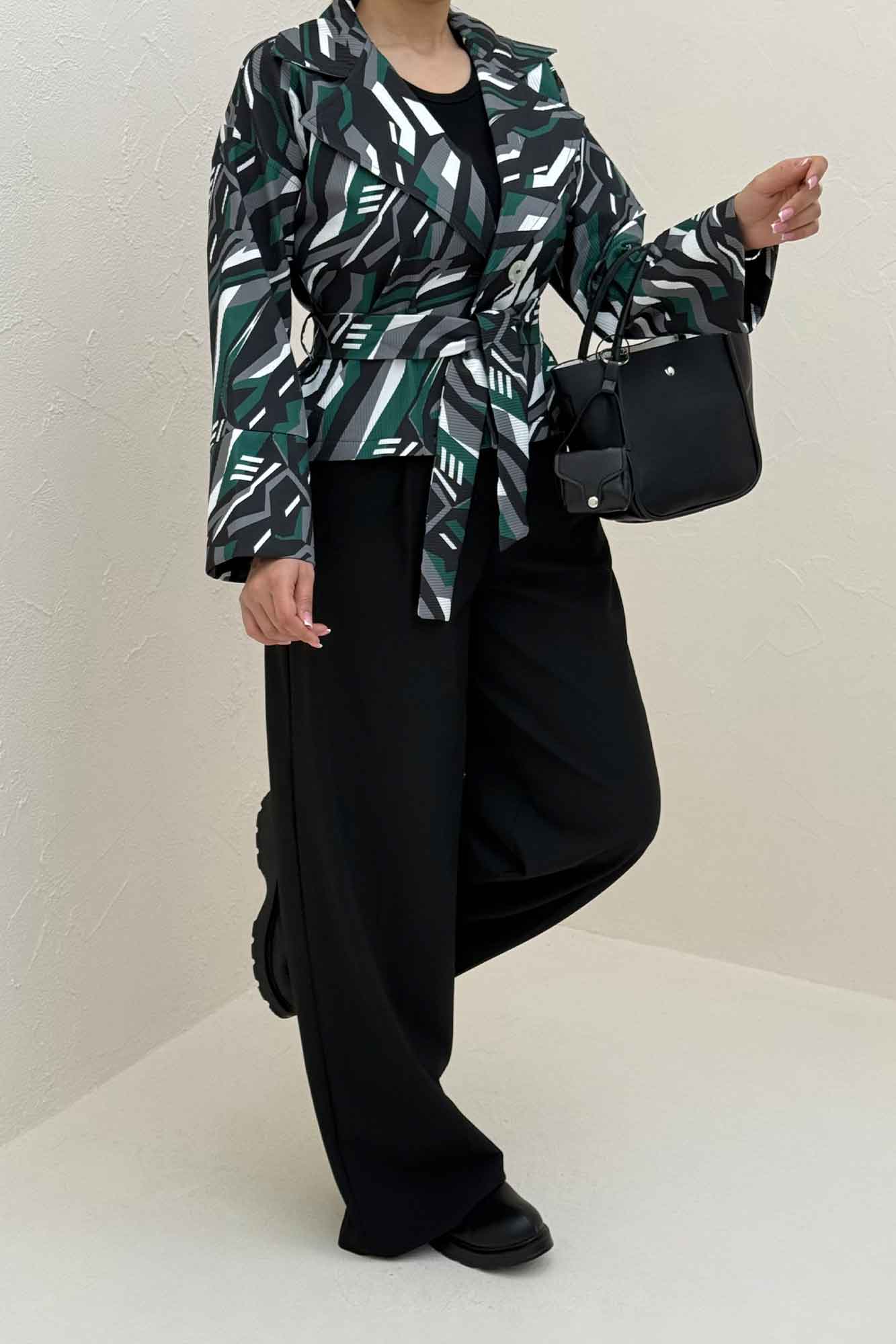 کت تک دکمه سانتانا چاپی کمربنددار