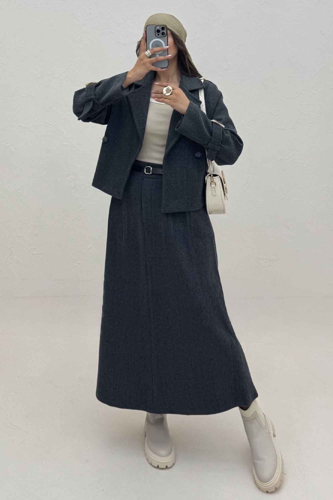 ست کت و دامن فوتر روژان