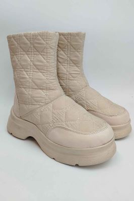 نیم بوت کاپشنی طرح مثلثی